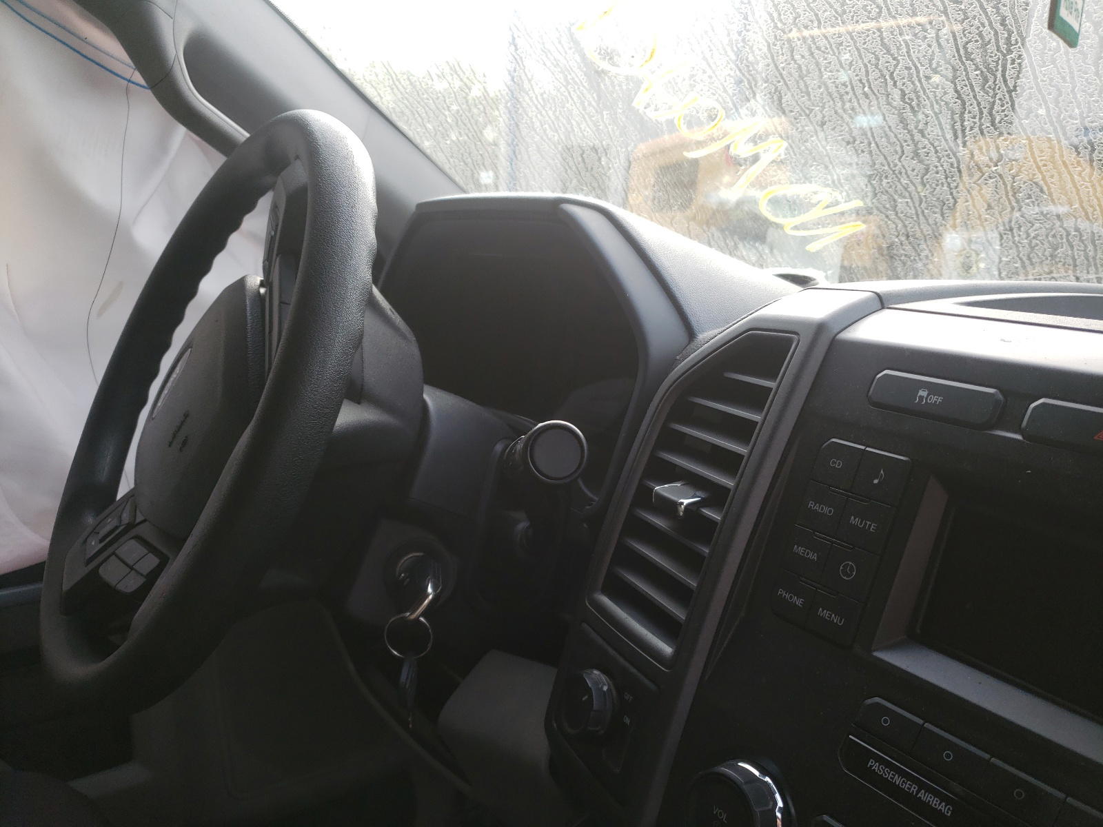 Photo 8 from auction – 2018 FORD F250 with VIN 1FT7W2A68JEB42158