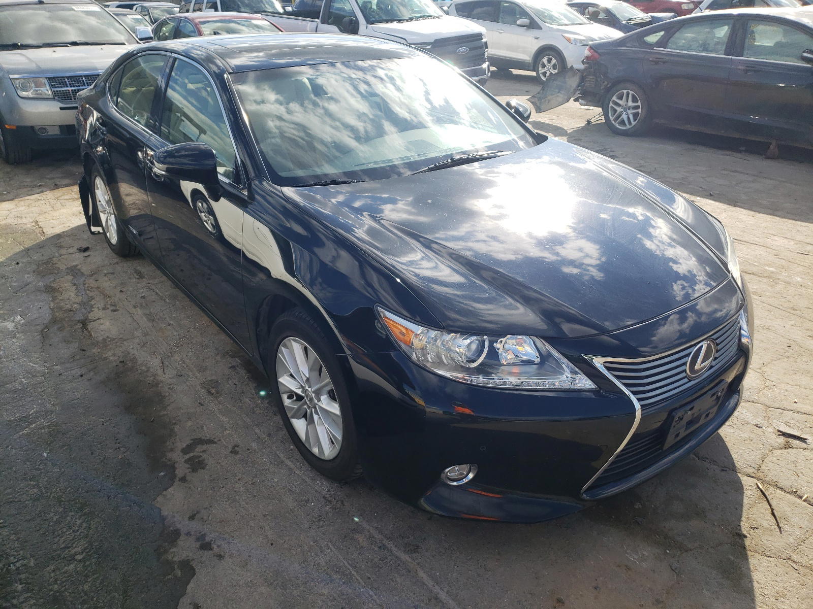 LEXUS ES 300H 2015 with VIN JTHBW1GG8F2080191 - Photo from auction