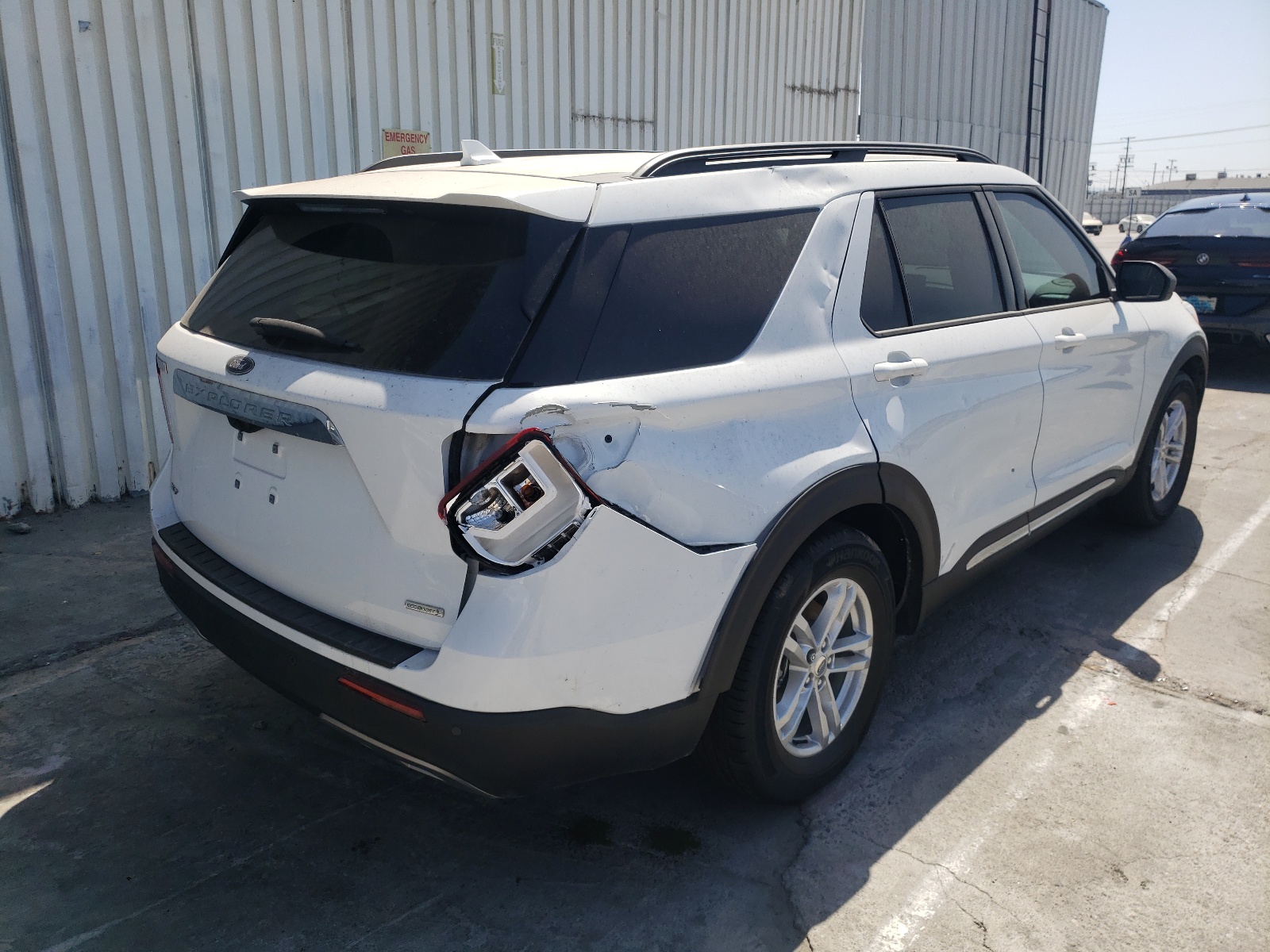Photo 4 from auction – 2020 FORD EXPLORER X with VIN 1FMSK7DH6LGC80011