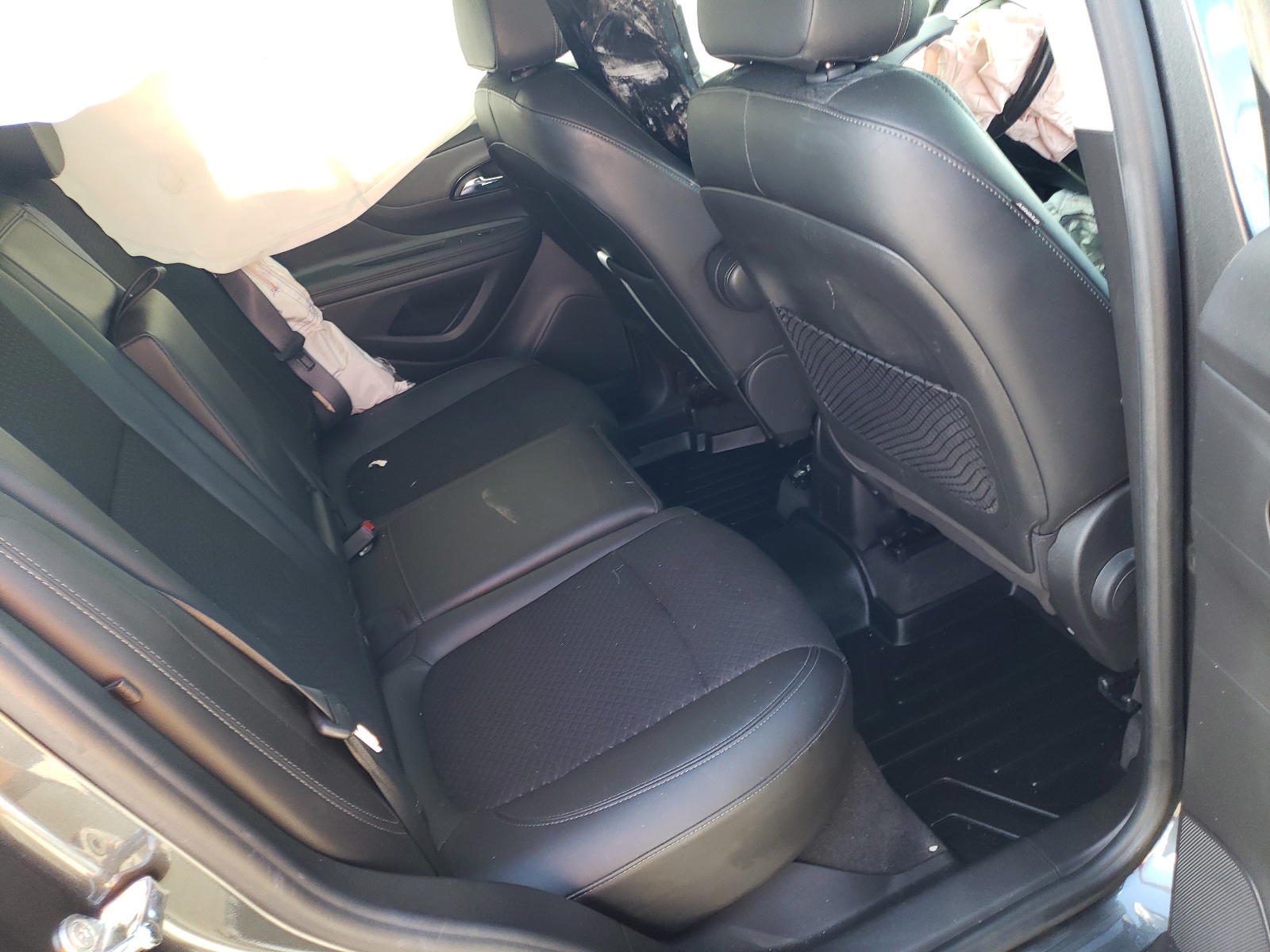 Photo 6 from auction – 2017 BUICK ENCORE PRE with VIN KL4CJASB9HB056785