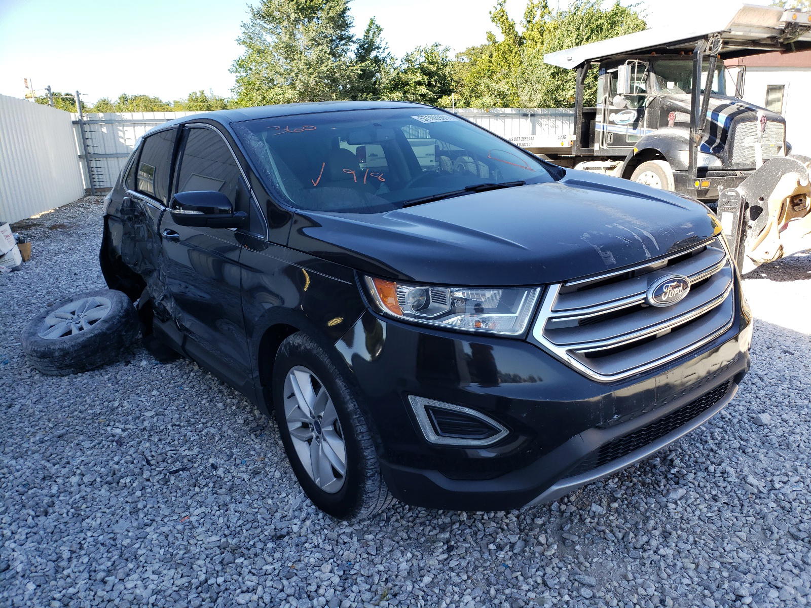 FORD EDGE SEL 2015 with VIN 2FMTK3J8XFBB32523 - Photo from auction