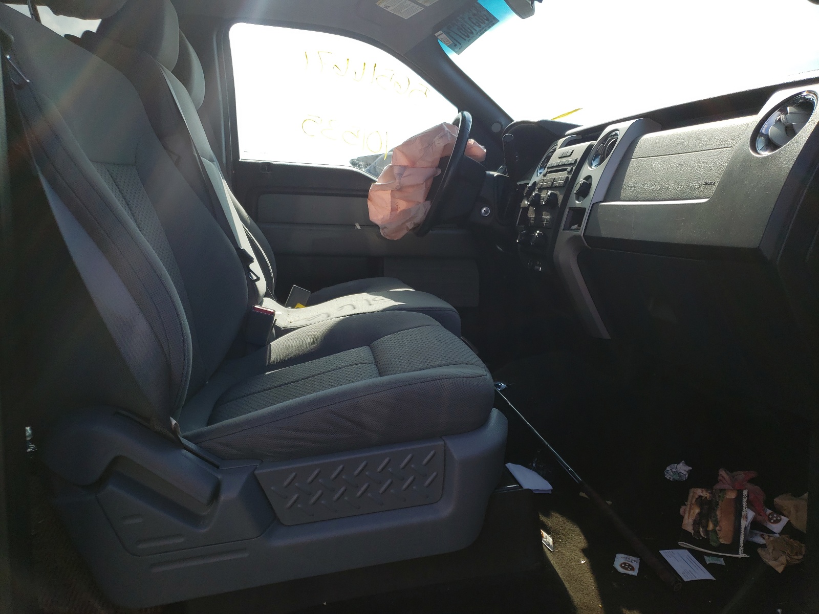 Photo 5 from auction – 2012 FORD F150 SUPER with VIN 1FTFW1ET3CFC79060