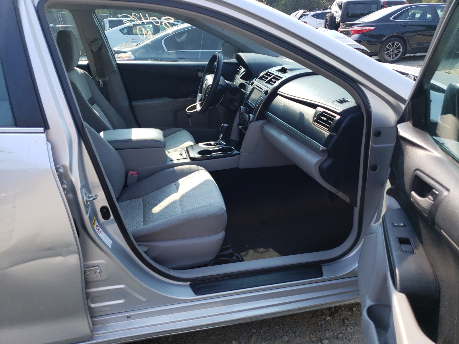 Photo 5 from auction – 2013 TOYOTA CAMRY L with VIN 4T4BF1FK0DR299723