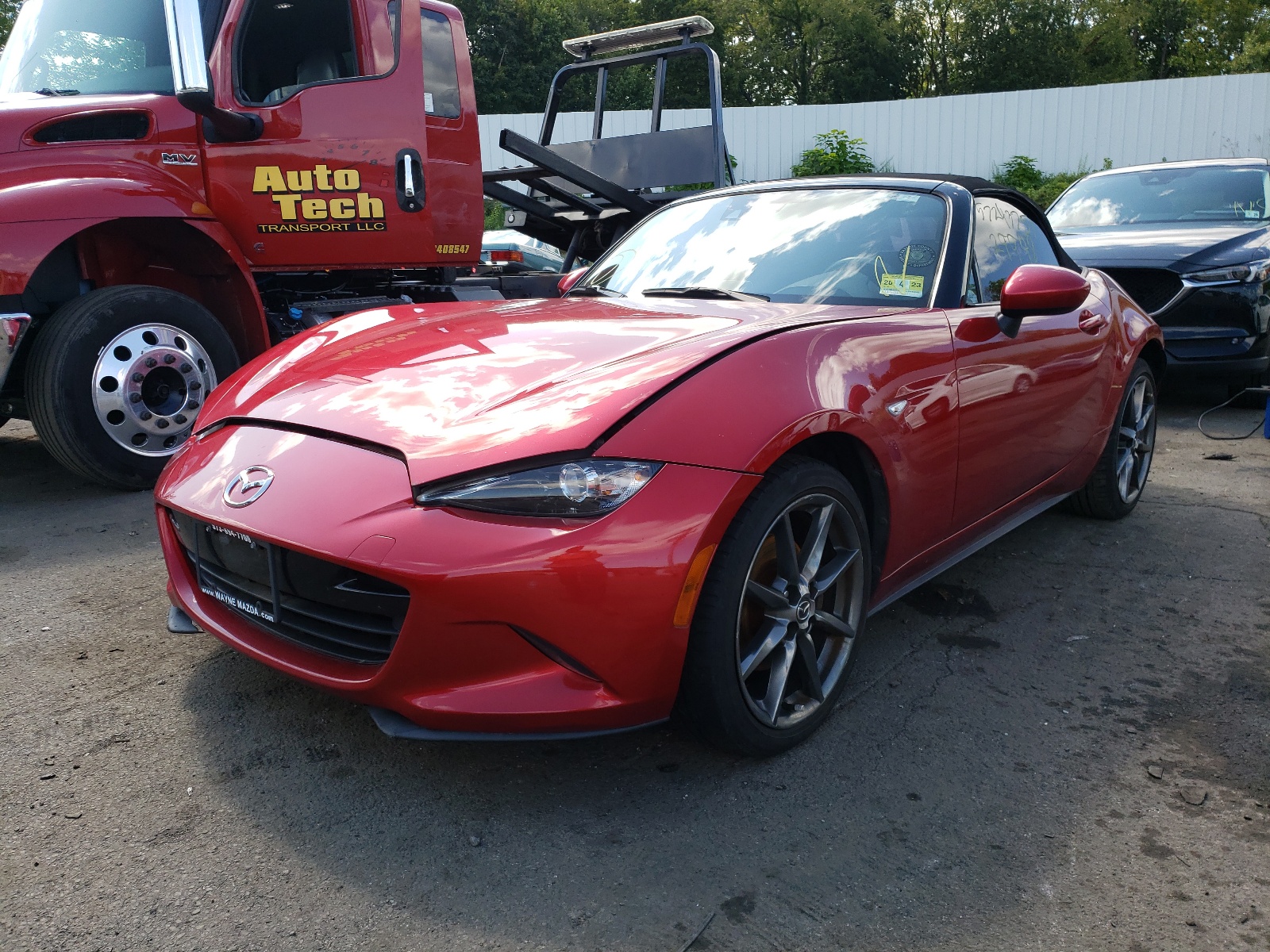 Photo 2 from auction – 2016 MAZDA MX-5 MIATA with VIN JM1NDAD7XG0108871