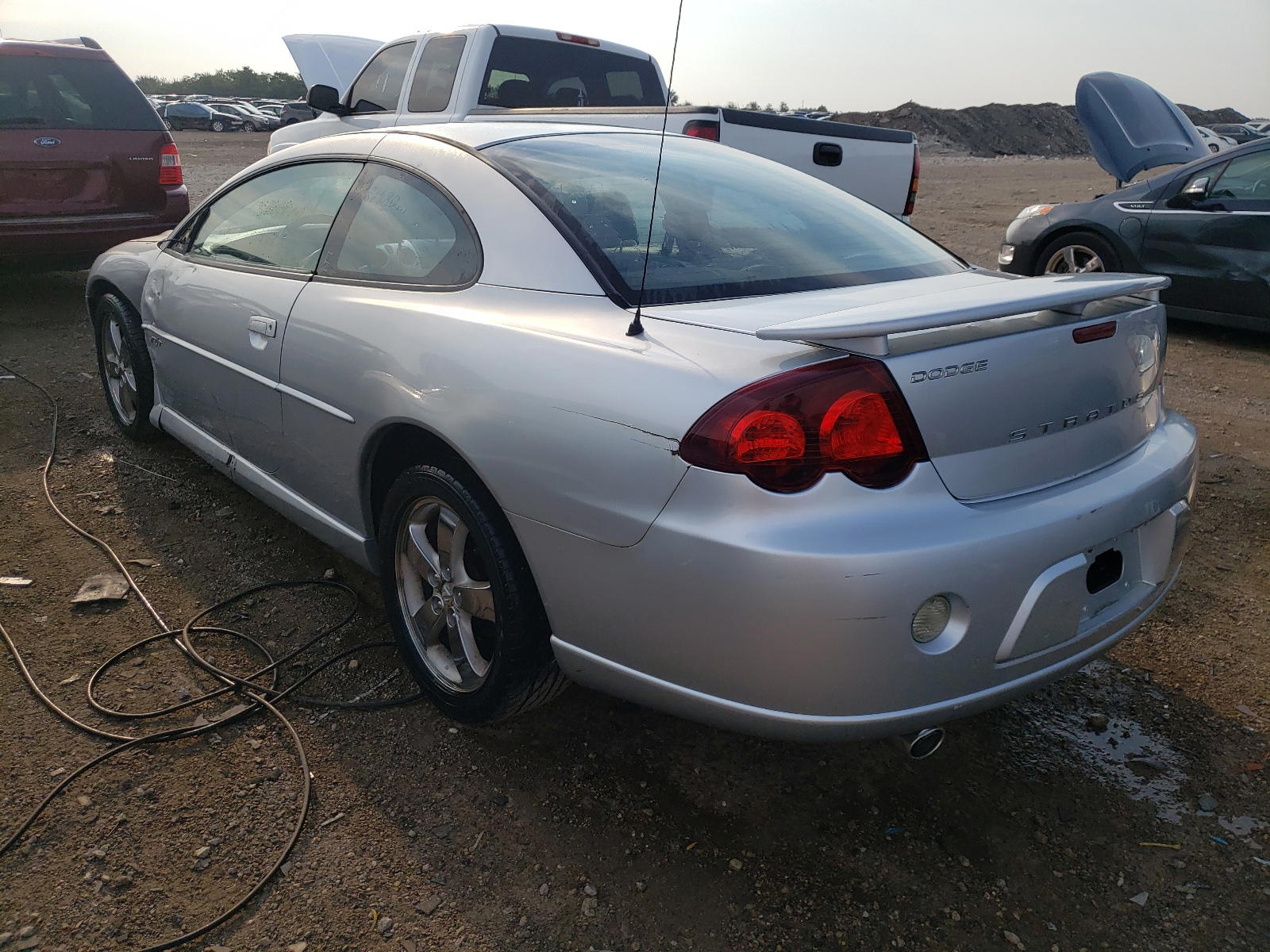 Photo 3 from auction – 2004 DODGE STRATUS R/ with VIN 4B3AG52H54E128212