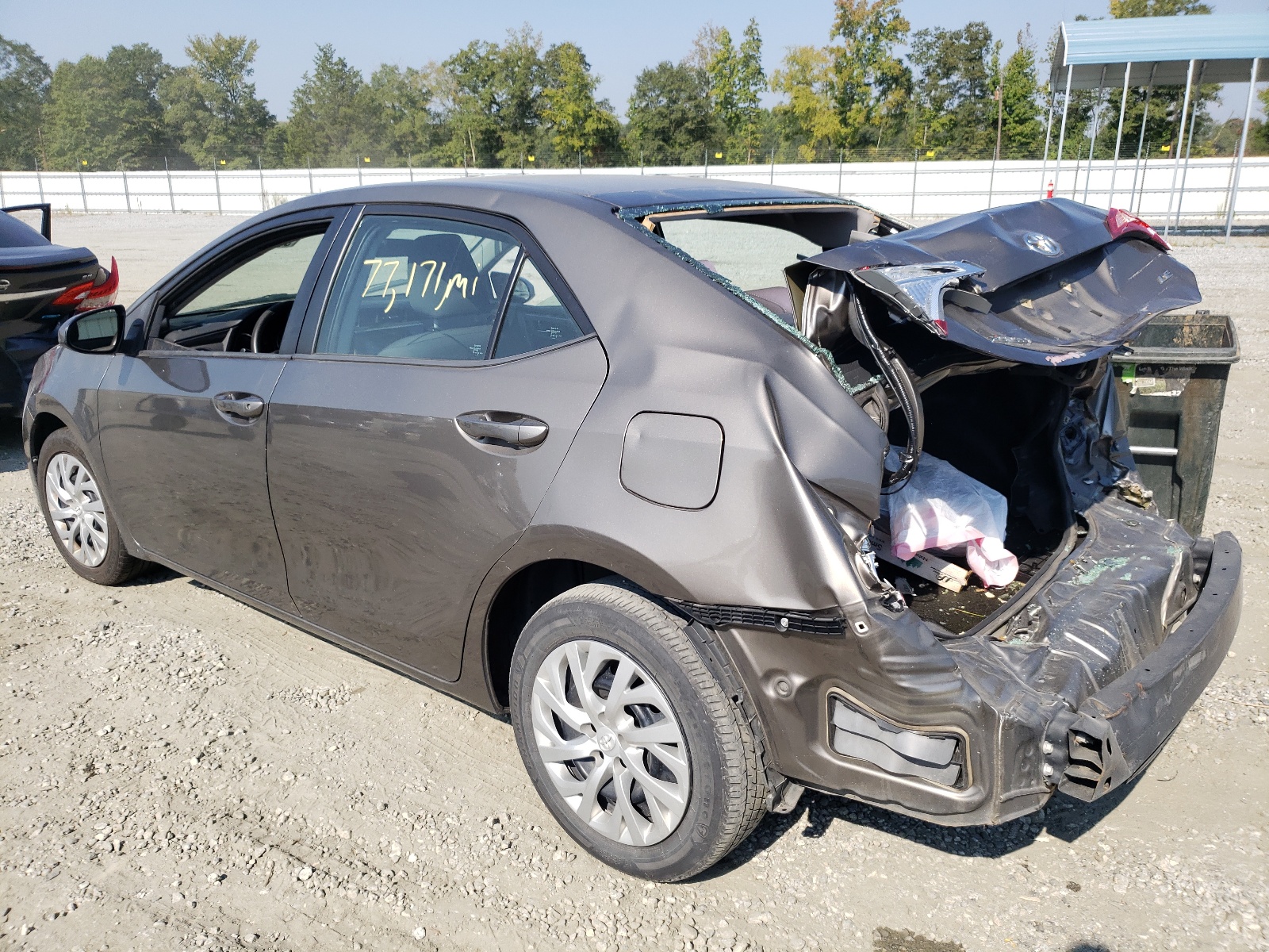 Photo 3 from auction – 2017 TOYOTA COROLLA L with VIN 2T1BURHE1HC773398
