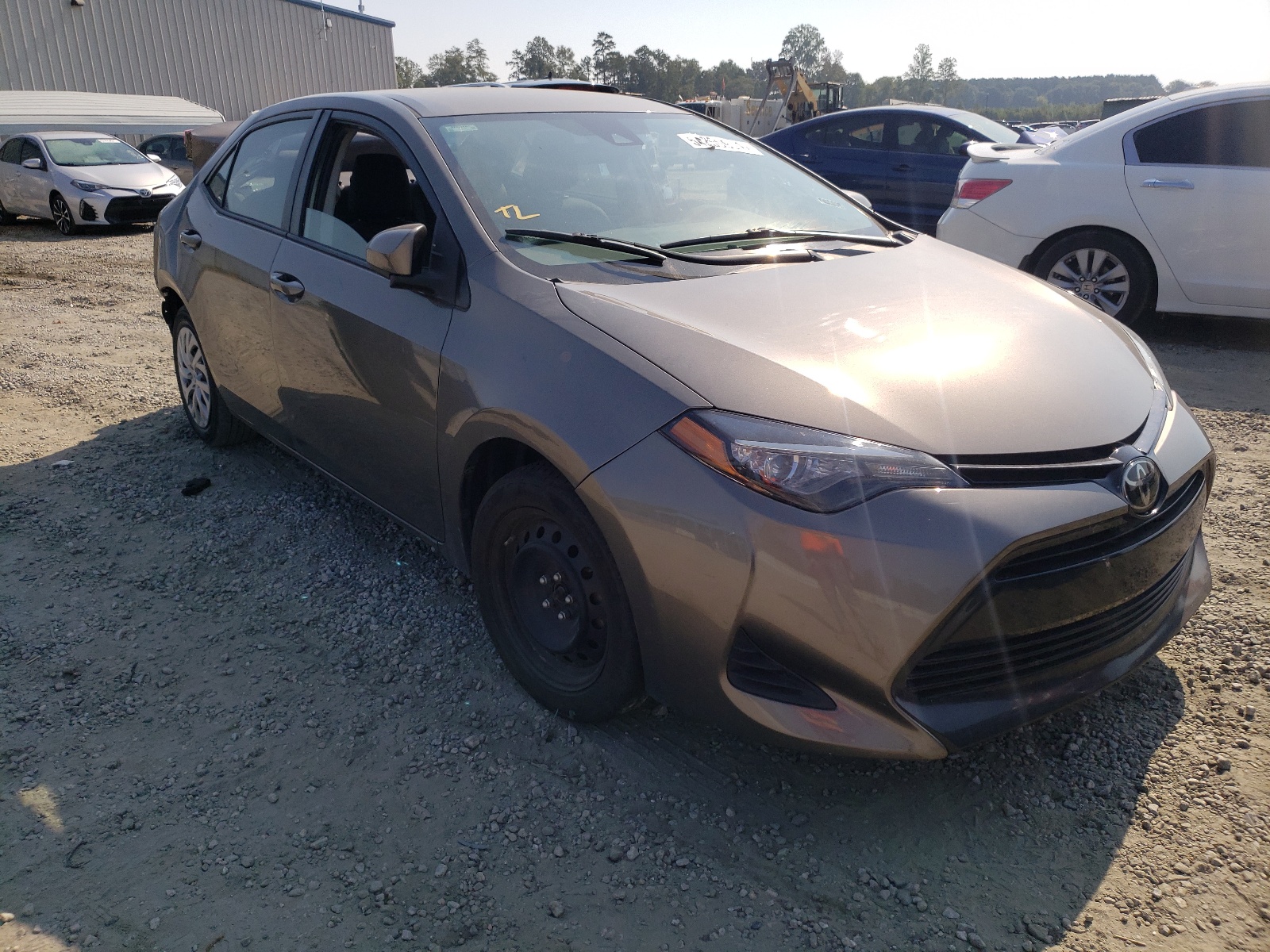 TOYOTA COROLLA L 2017 with VIN 2T1BURHE1HC773398 - Photo from auction