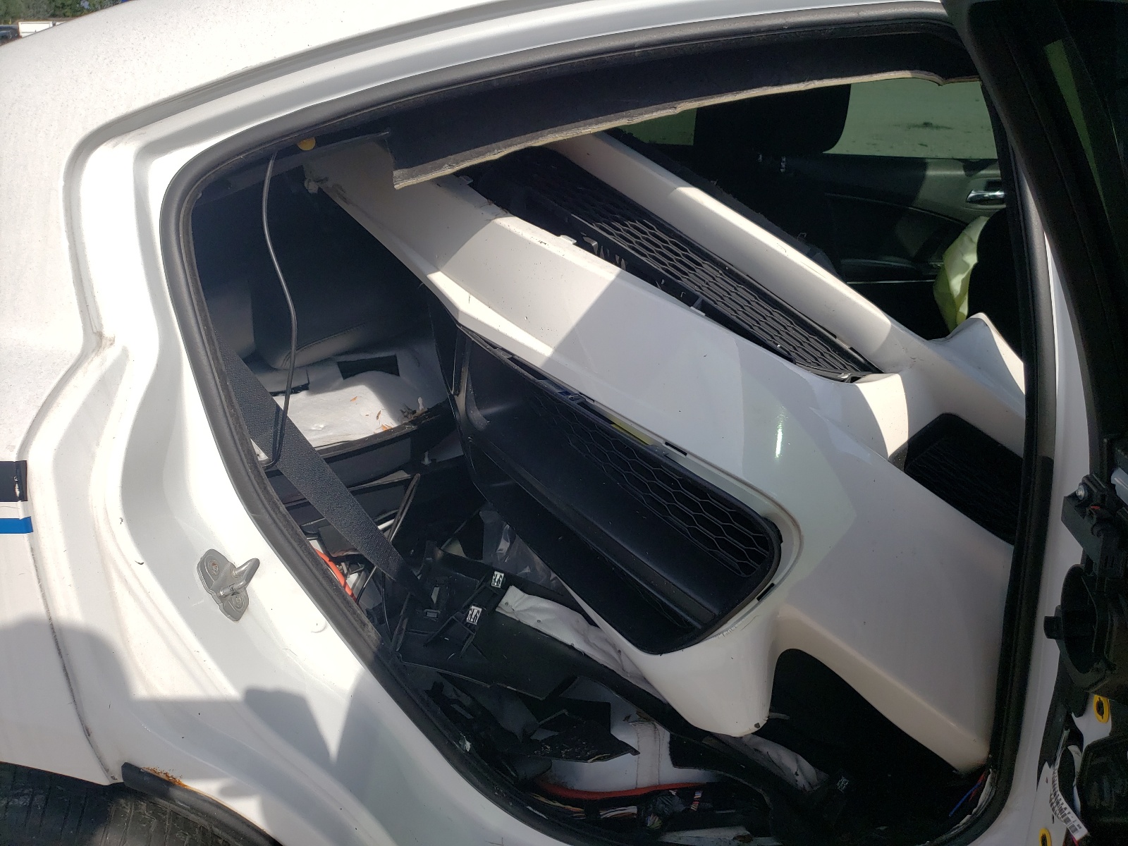 Photo 6 from auction – 2011 DODGE CHARGER PO with VIN 2B3CL1CT1BH565230