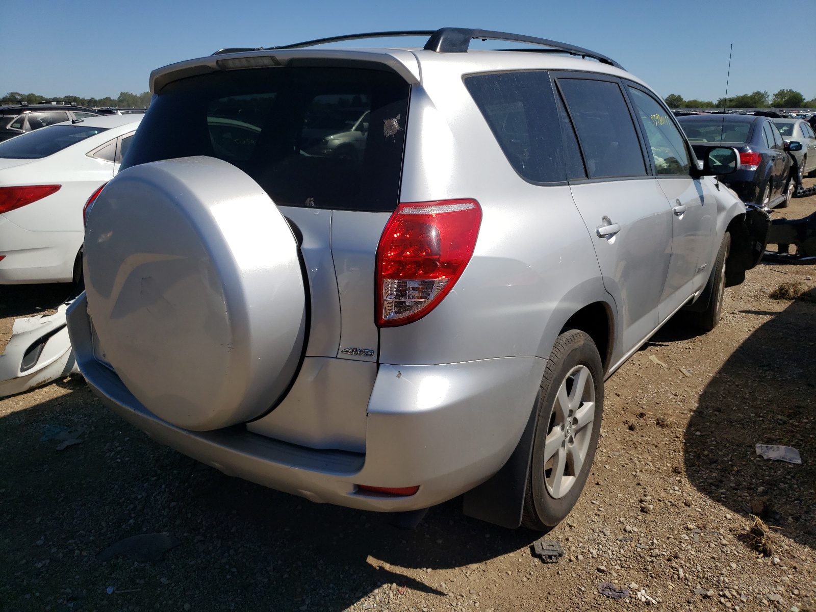 Photo 4 from auction – 2007 TOYOTA RAV4 LIMIT with VIN JTMBD31V976024412