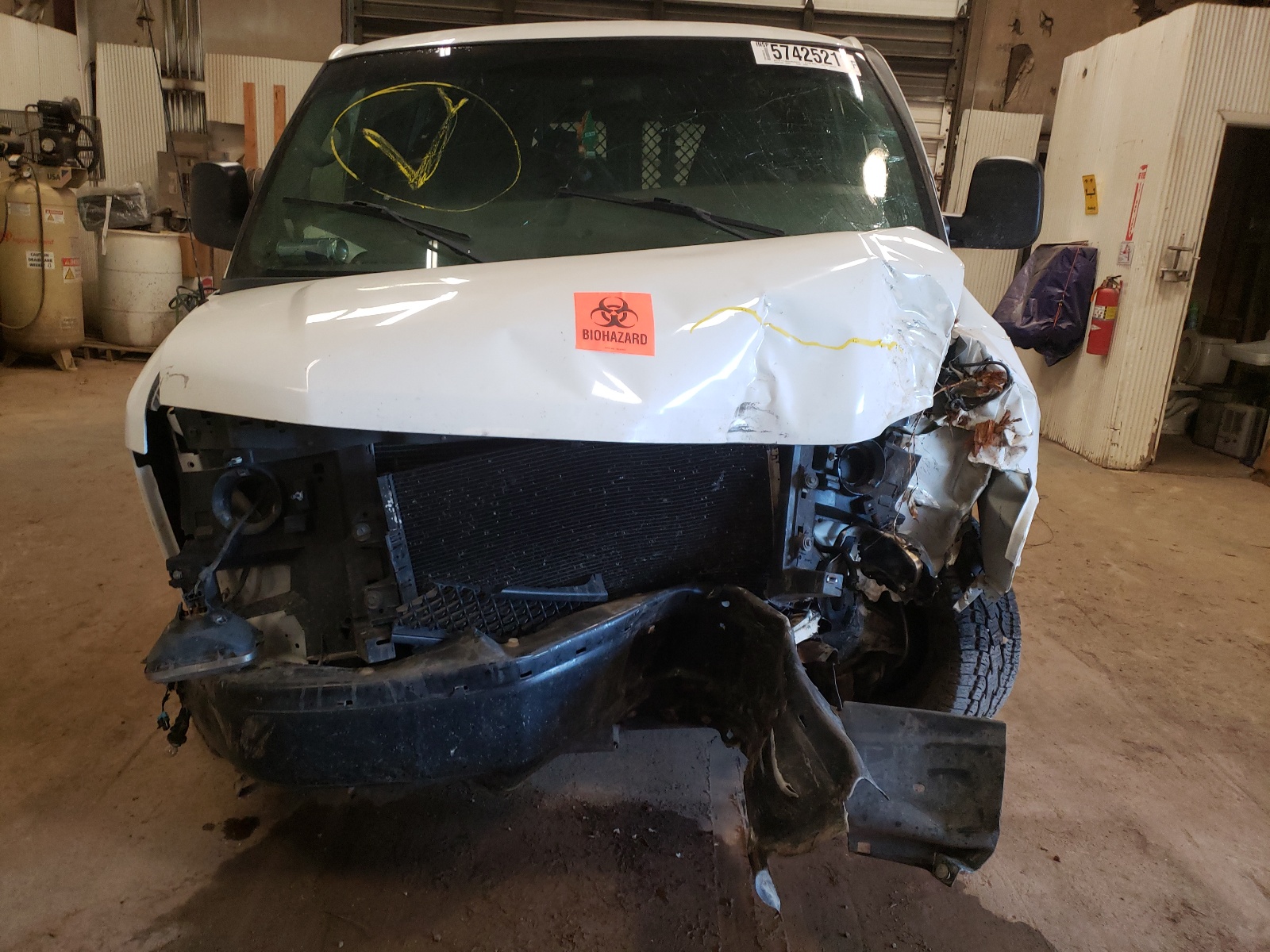 Photo 7 from auction – 2013 CHEVROLET EXPRESS G1 with VIN 1GCSHAF48D1150388