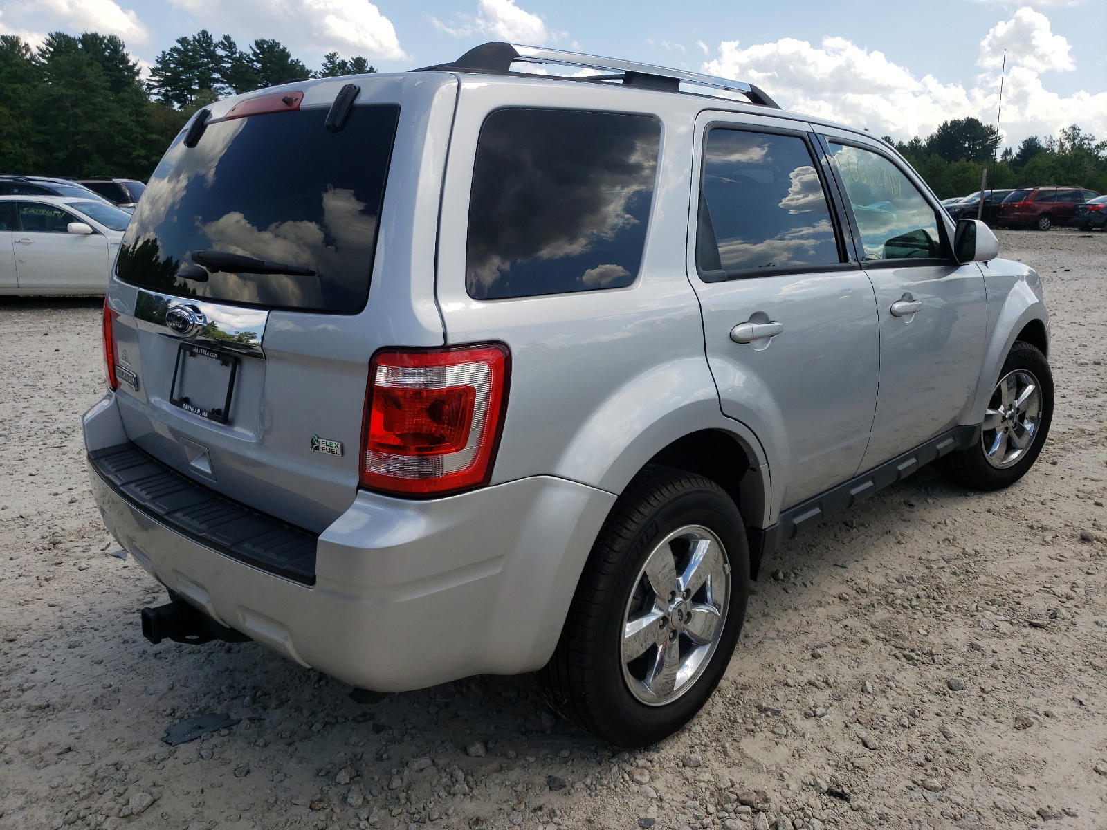 Photo 4 from auction – 2012 FORD ESCAPE LIM with VIN 1FMCU9EG5CKC22050