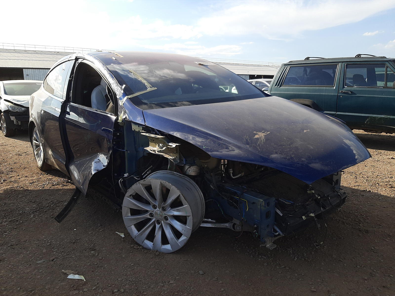 TESLA MODEL X 2020 with VIN 5YJXCAE20LF234554 - Photo from auction