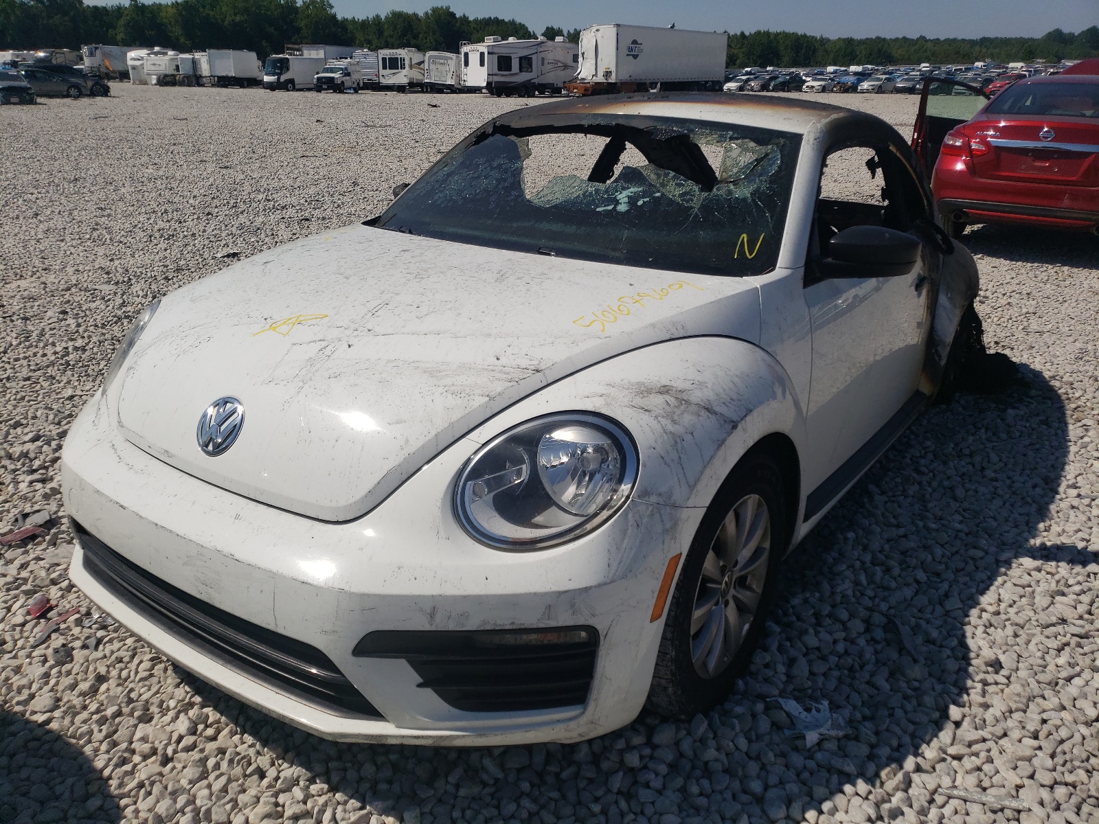 Photo 2 from auction – 2017 VOLKSWAGEN BEETLE 1.8 with VIN 3VWF17AT7HM609844
