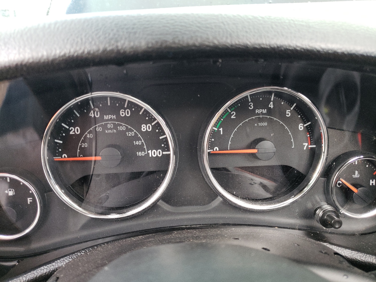 Photo 8 from auction – 2017 JEEP WRANGLER U with VIN 1C4BJWDG4HL693407