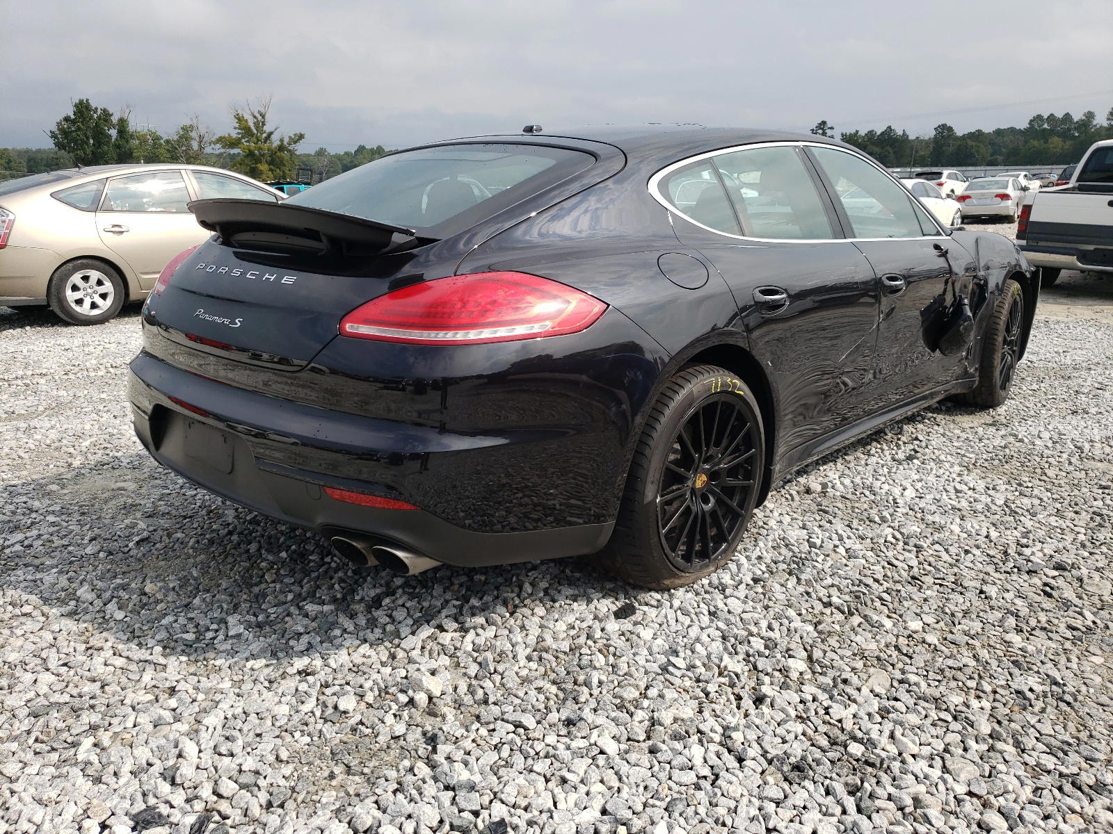 Photo 4 from auction – 2016 PORSCHE PANAMERA S with VIN WP0AB2A74GL050401