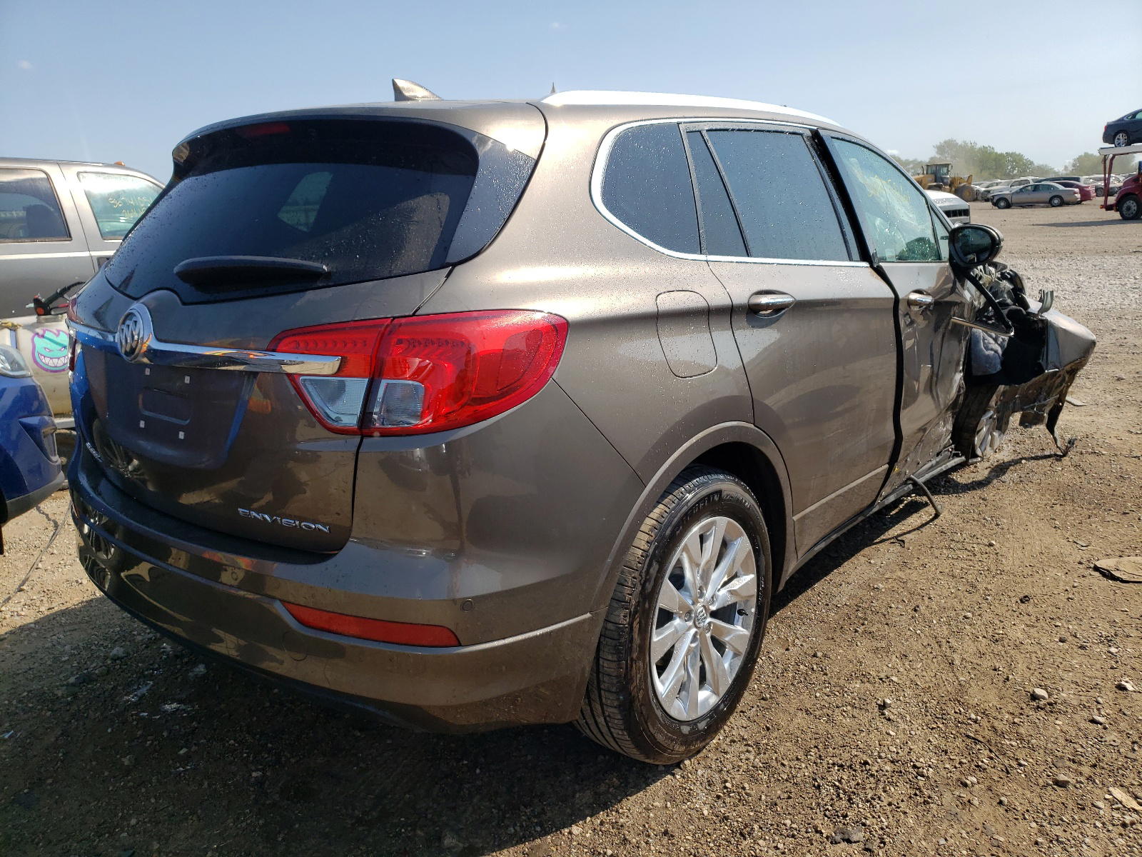 Photo 4 from auction – 2017 BUICK ENVISION E with VIN LRBFXBSA5HD001798