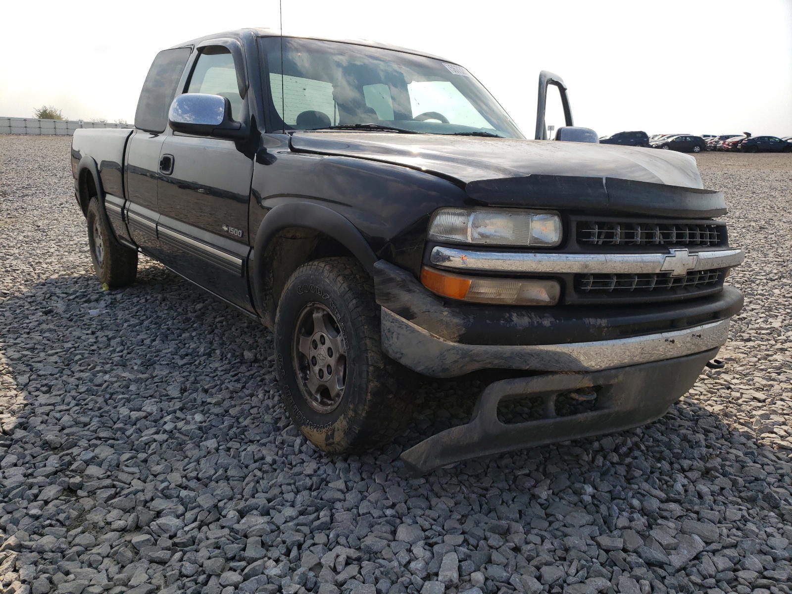 CHEVROLET SILVERADO 2000 with VIN 2GCEK19T0Y1113384 - Photo from auction