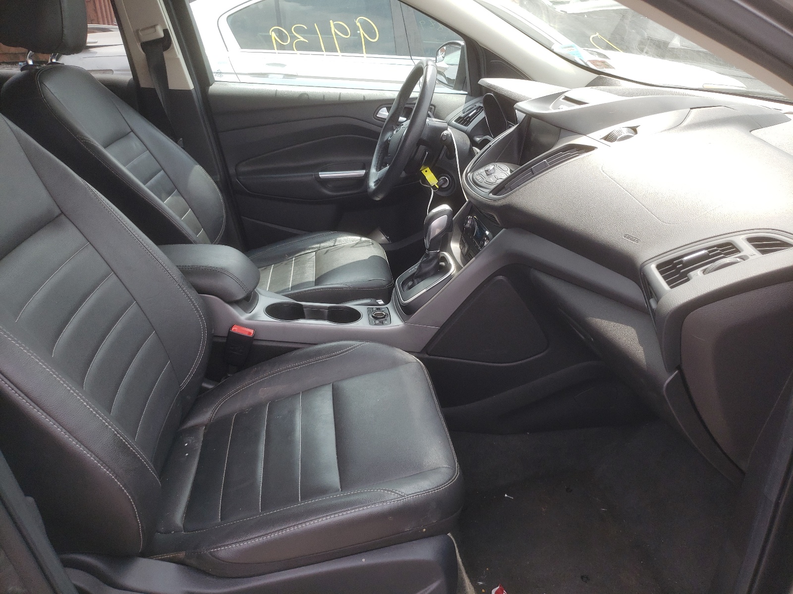 Photo 5 from auction – 2014 FORD ESCAPE SE with VIN 1FMCU9GX7EUA86461