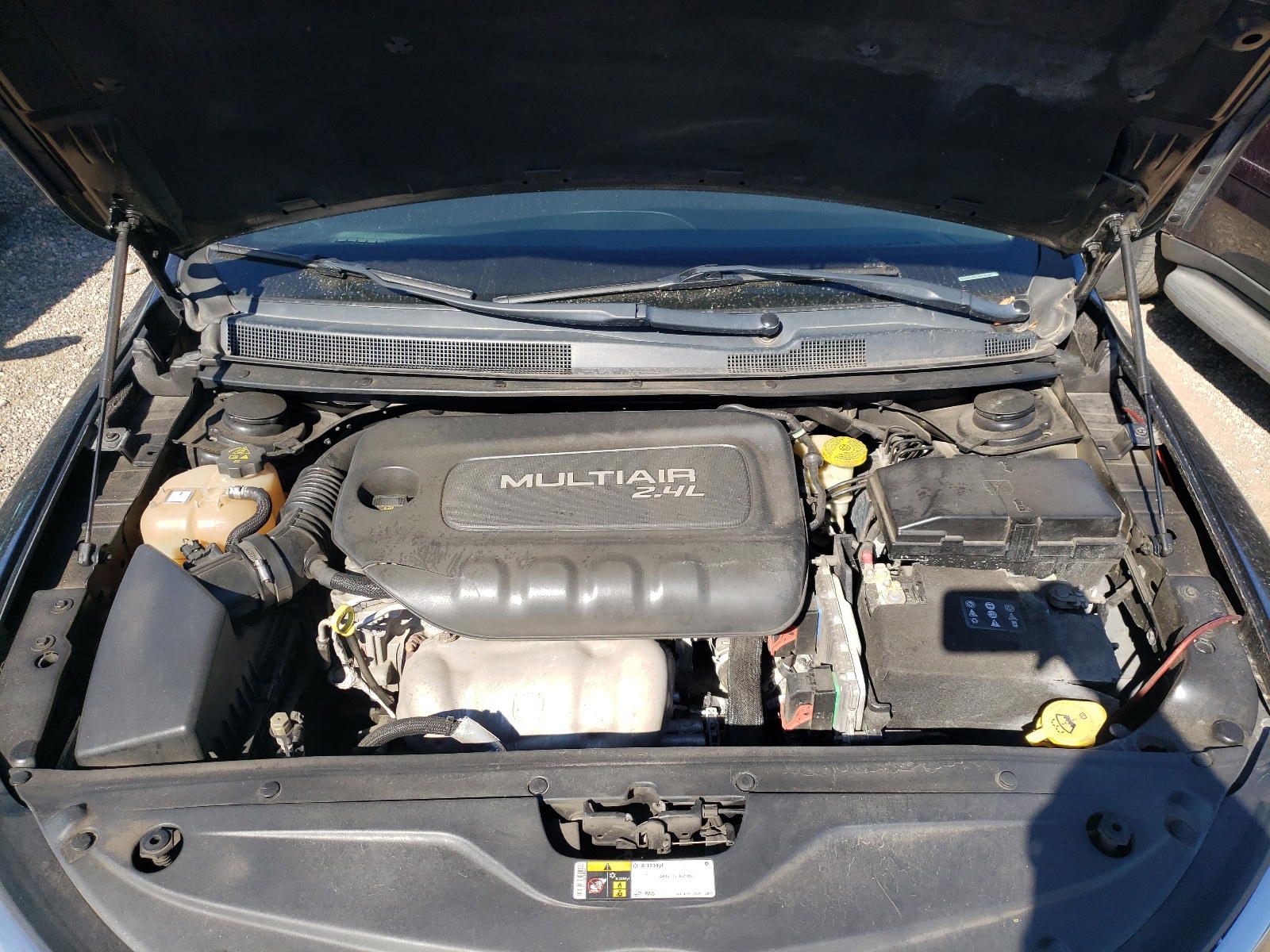 Photo 7 from auction – 2015 CHRYSLER 200 LIMITE with VIN 1C3CCCAB7FN708462