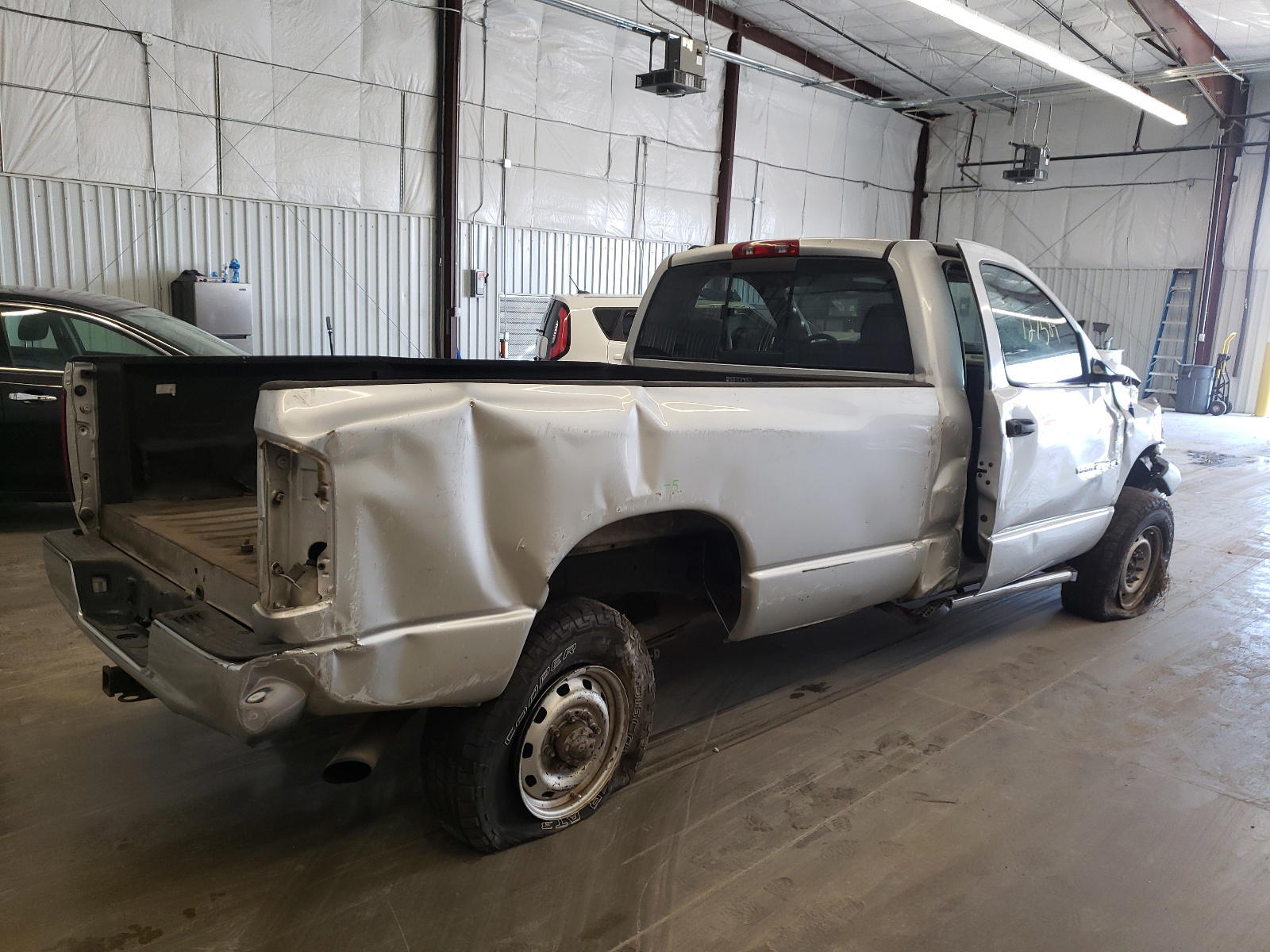 Photo 4 from auction – 2003 DODGE RAM 2500 S with VIN 3D7KU26C43G746581