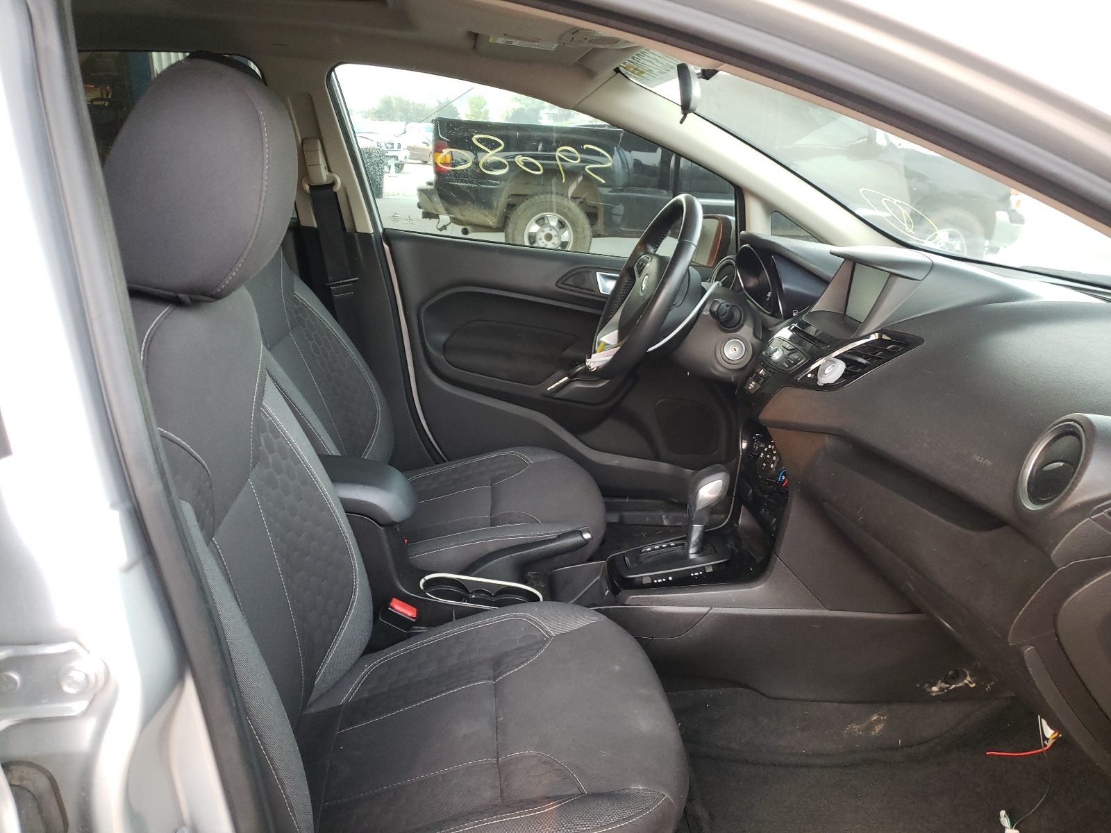 Photo 5 from auction – 2014 FORD FIESTA SE with VIN 3FADP4EJ6EM117730
