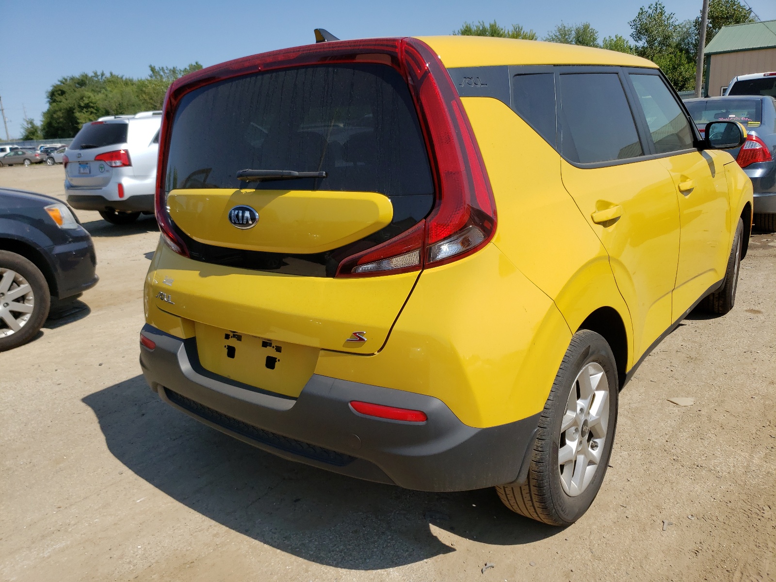 Photo 4 from auction – 2020 KIA SOUL LX with VIN KNDJ23AUXL7115685