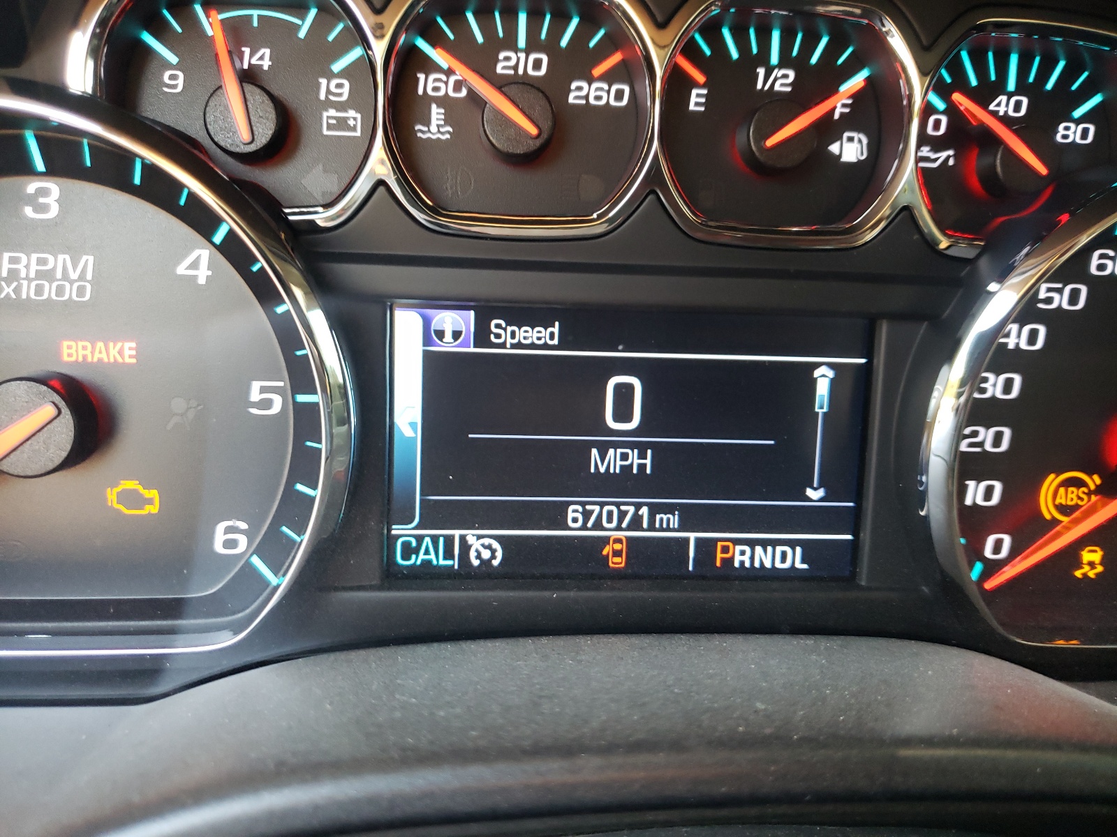 Photo 8 from auction – 2018 CHEVROLET SILVERADO with VIN 3GCUKREC6JG240394