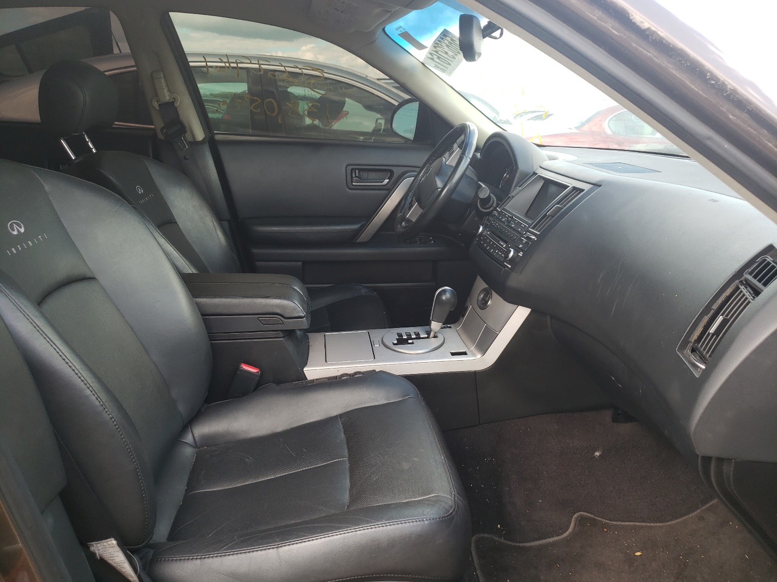 Photo 5 from auction – 2005 INFINITI FX35 with VIN JNRAS08W75X216224