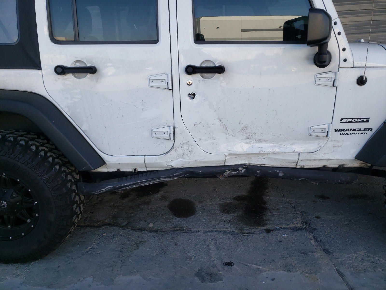 Photo 9 from auction – 2016 JEEP WRANGLER U with VIN 1C4BJWDG6GL144709