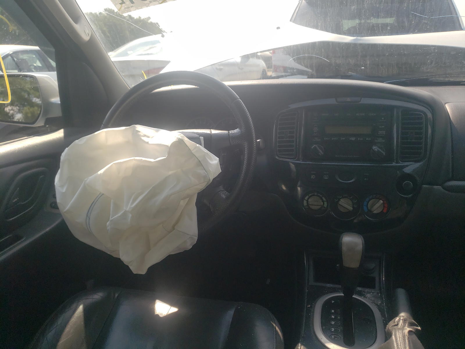 Photo 9 from auction – 2005 MAZDA TRIBUTE S with VIN 4F2CZ061X5KM00095