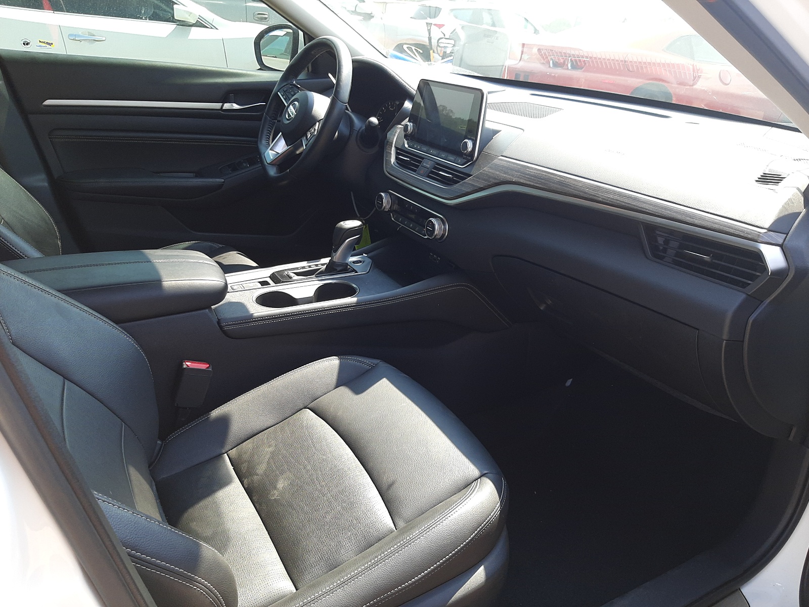 Photo 5 from auction – 2019 NISSAN ALTIMA SL with VIN 1N4BL4EV1KC184450