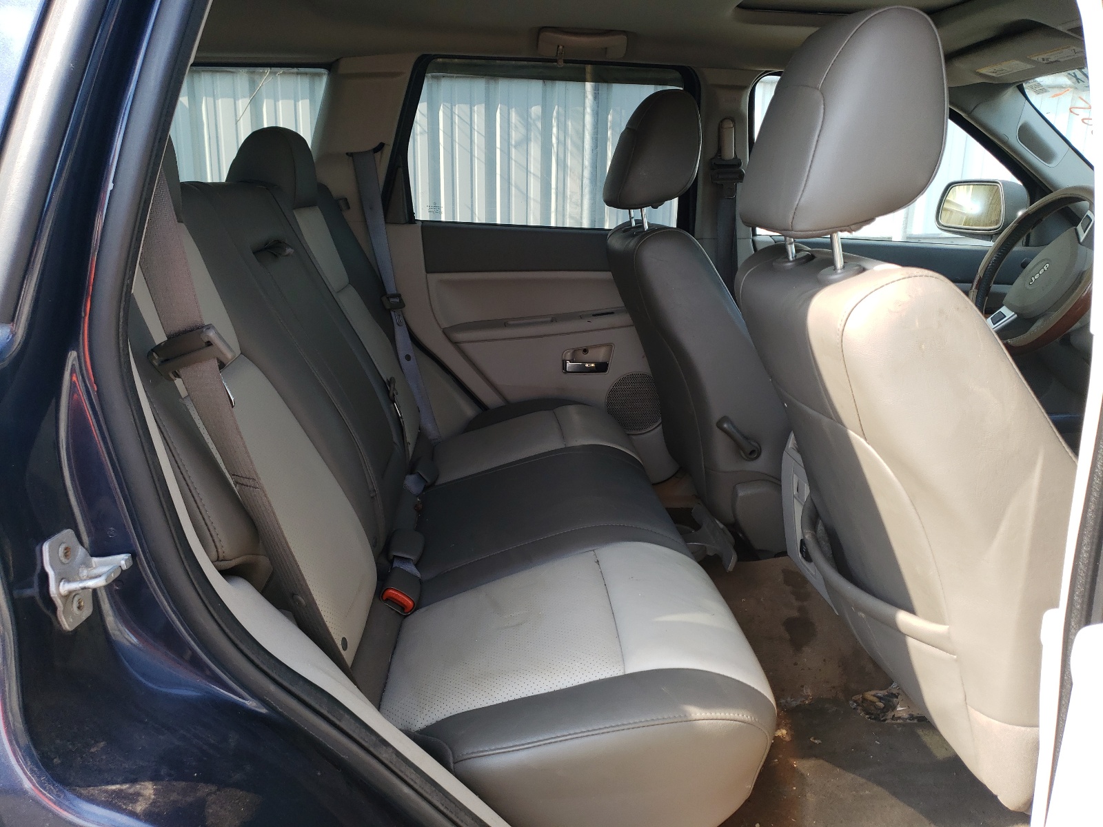 Photo 6 from auction – 2008 JEEP GRAND CHER with VIN 1J8HR58258C225352