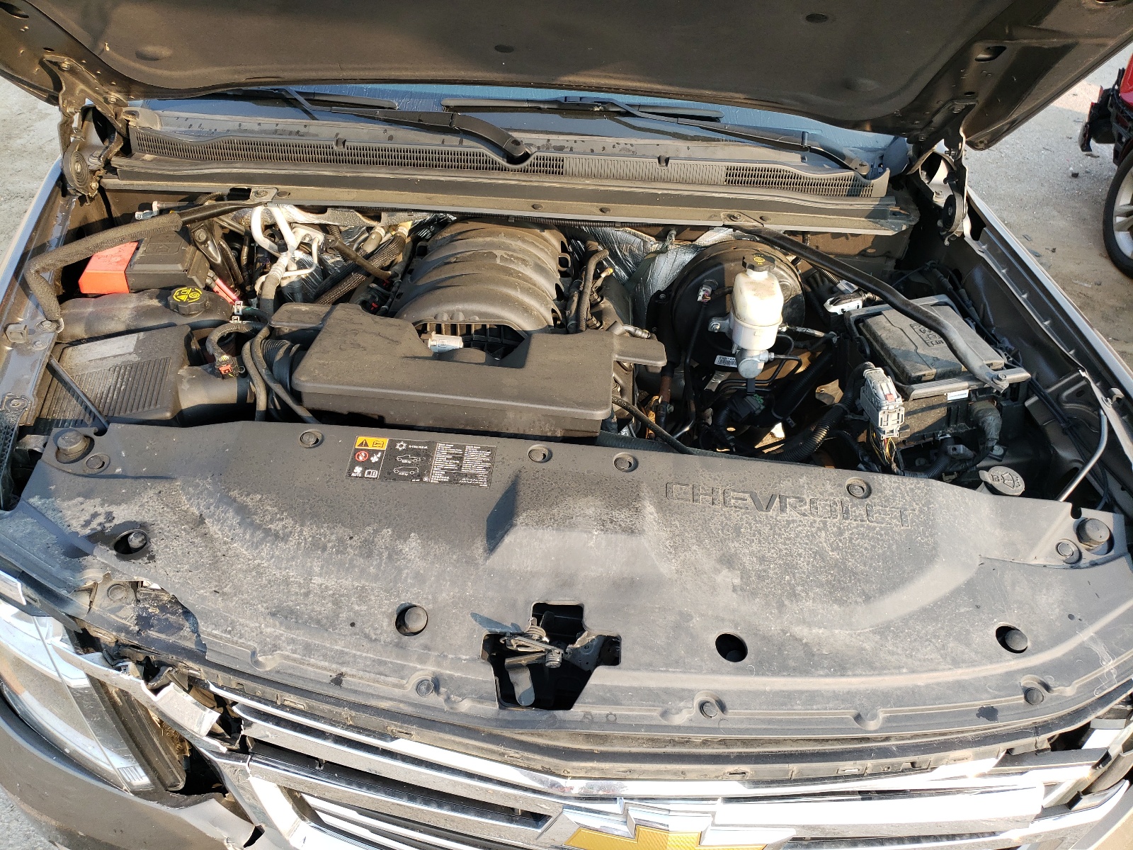 Photo 7 from auction – 2016 CHEVROLET SUBURBAN K with VIN 1GNSKJKC2GR248778