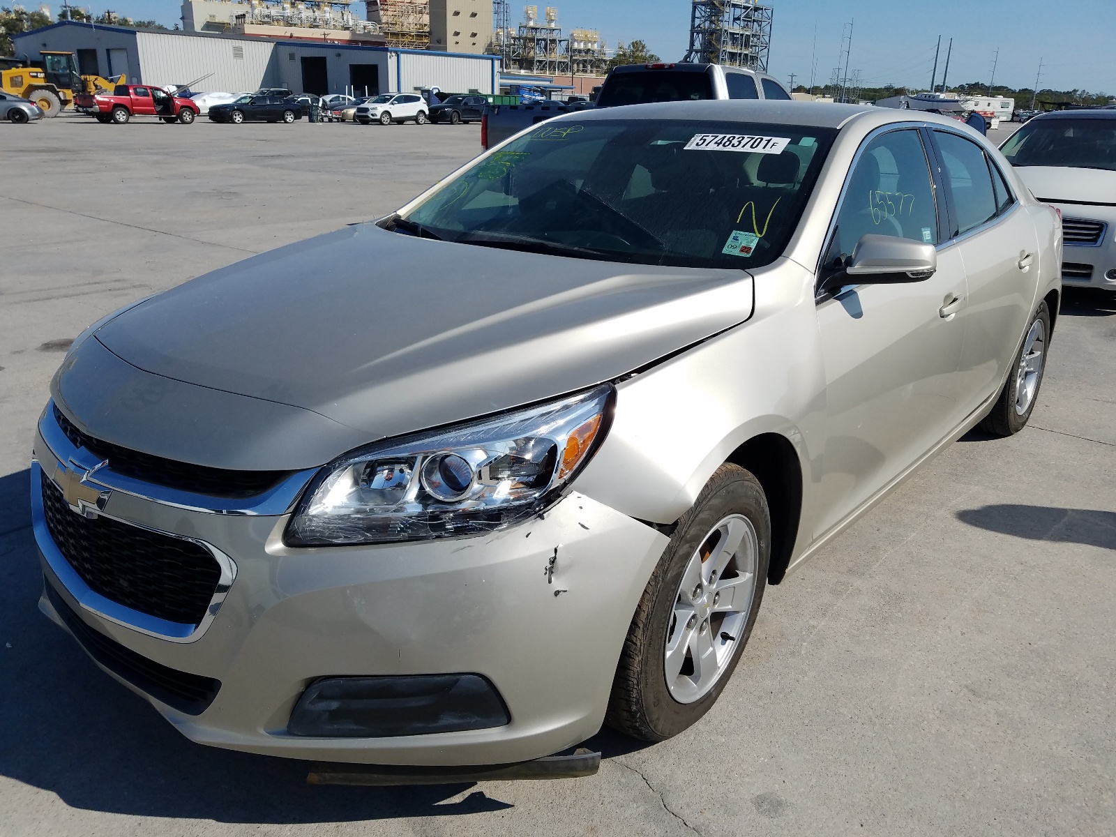 Photo 2 from auction – 2016 CHEVROLET MALIBU LIM with VIN 1G11C5SA7GF141842