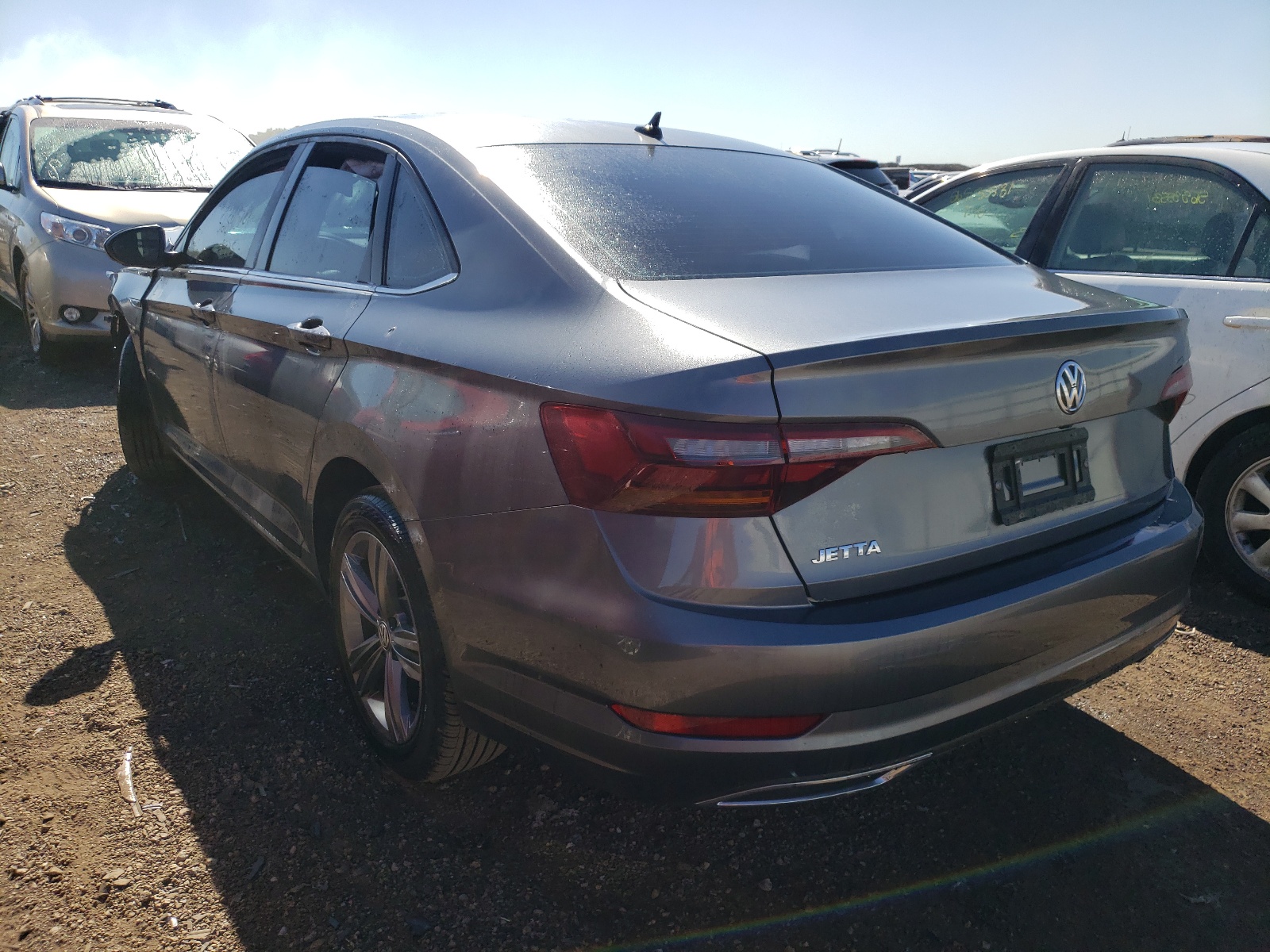Photo 3 from auction – 2019 VOLKSWAGEN JETTA S with VIN 3VWCB7BU0KM272898