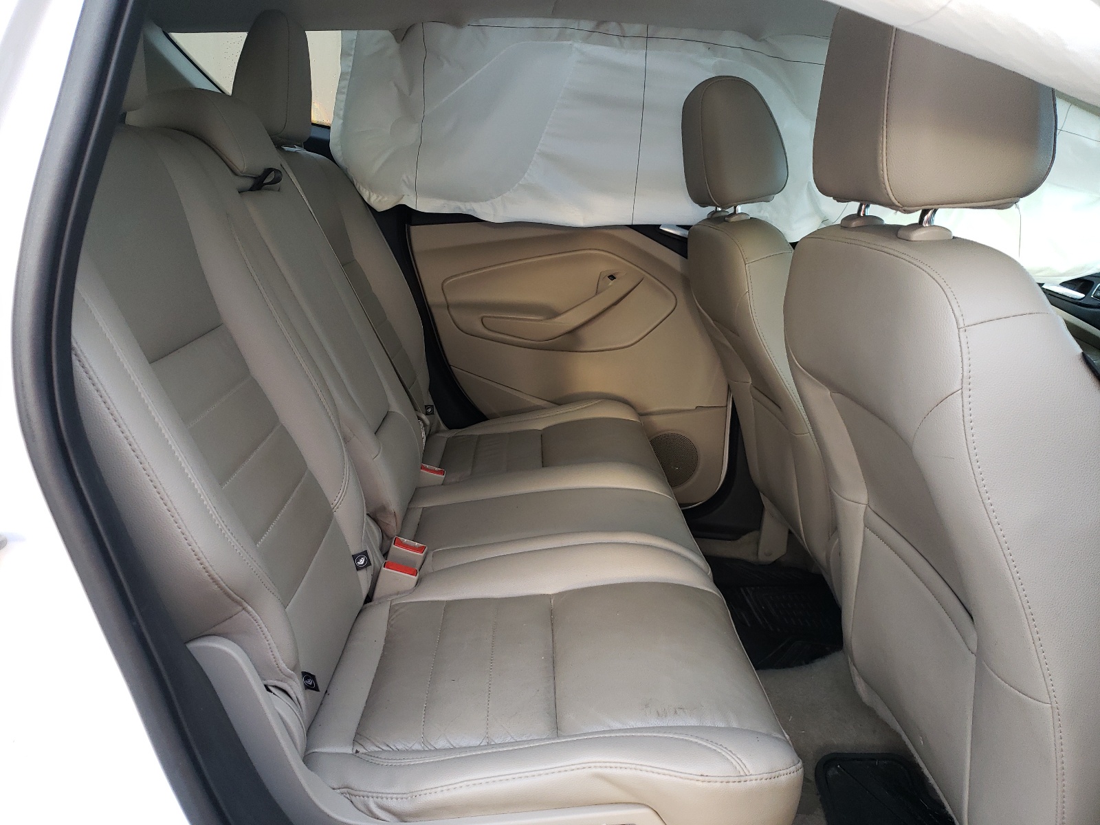 Zdjęcie 6 z aukcji – 2015 FORD ESCAPE TIT z VIN 1FMCU0J95FUB80099