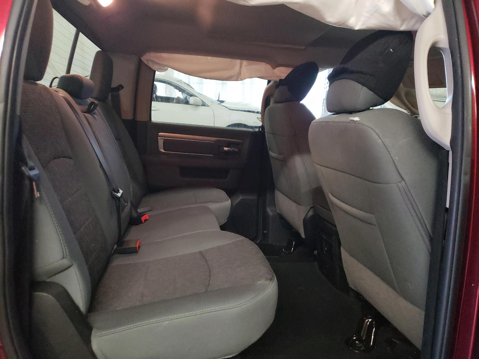 Photo 6 from auction – 2018 RAM 1500 SLT with VIN 1C6RR7LT9JS216325