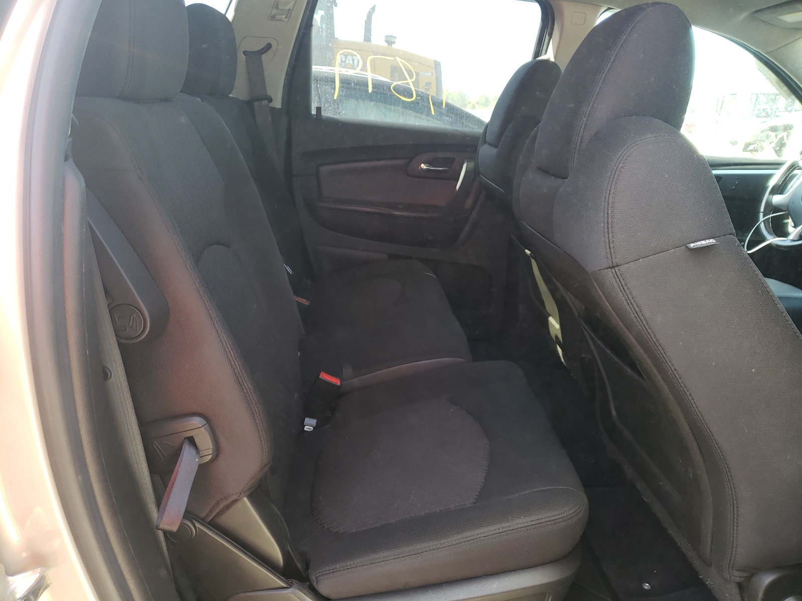 Photo 6 from auction – 2011 CHEVROLET TRAVERSE L with VIN 1GNKVGED8BJ141921