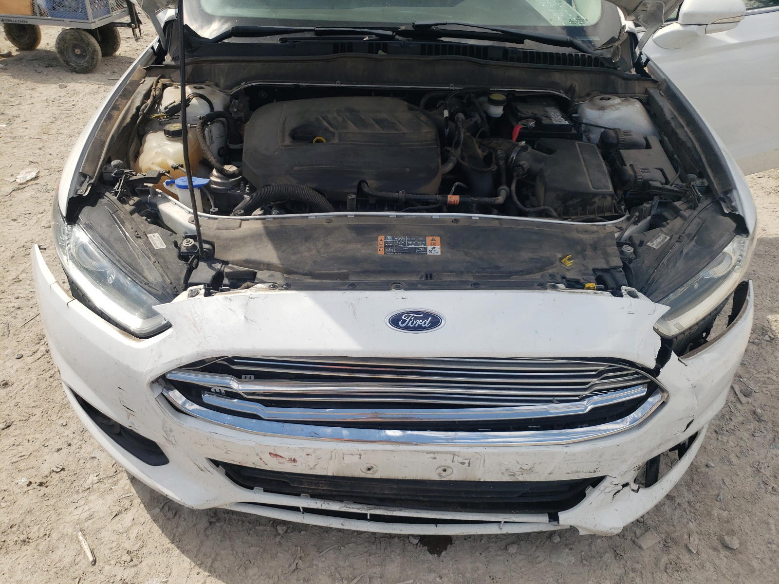 Photo 7 from auction – 2015 FORD FUSION SE with VIN 3FA6P0HD5FR139181