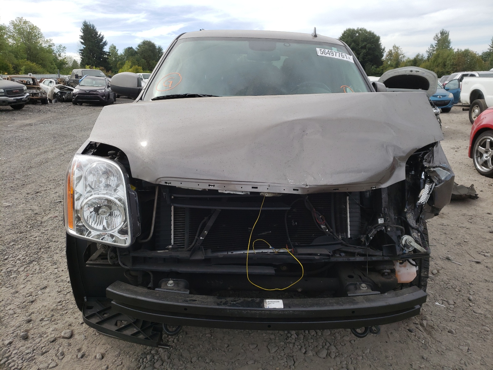 Photo 9 from auction – 2014 GMC YUKON SLT with VIN 1GKS2CE02ER228795