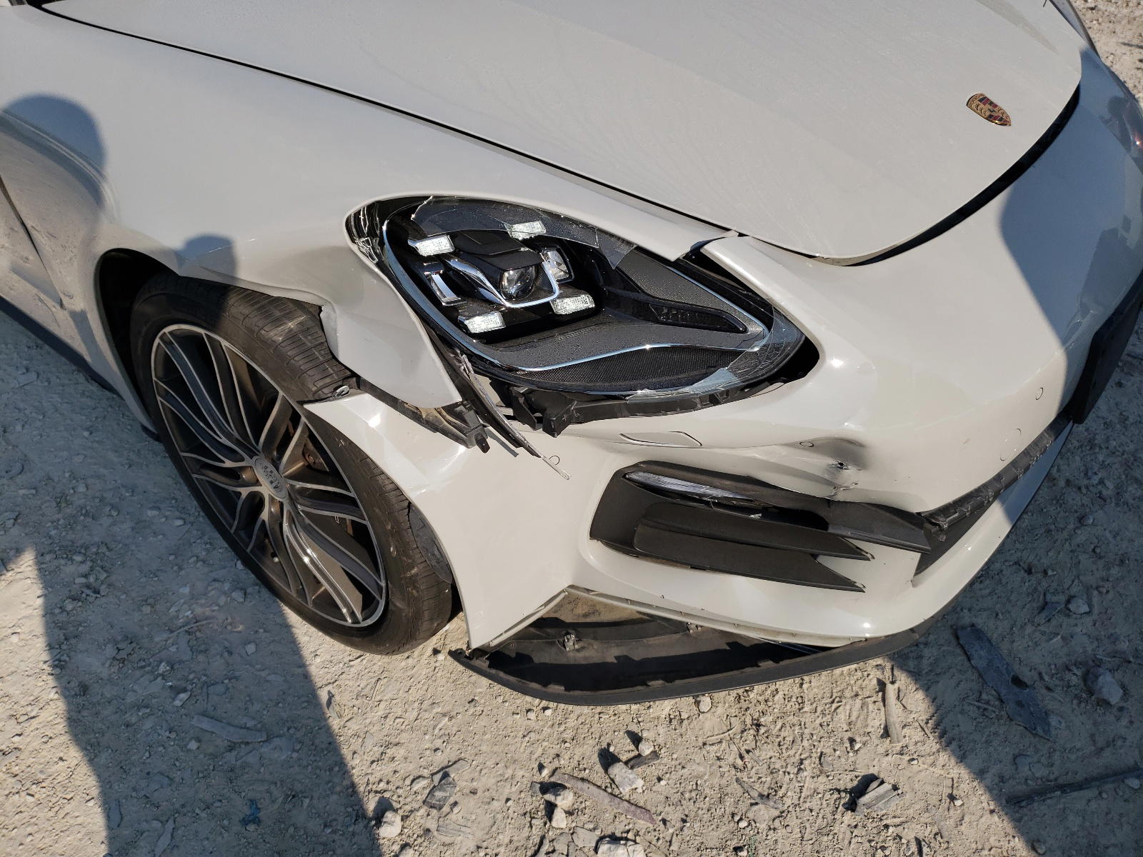 Photo 9 from auction – 2018 PORSCHE PANAMERA 4 with VIN WP0AA2A74JL109926