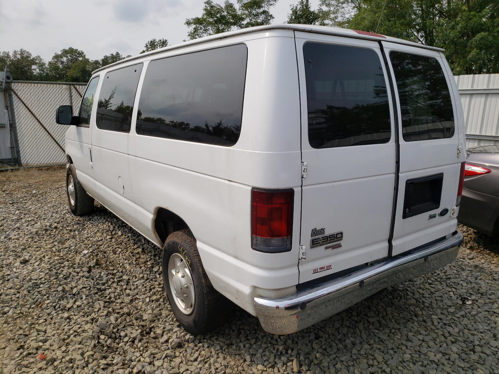 Photo 3 from auction – 2010 FORD ECONOLINE with VIN 1FBNE3BL1ADA77930