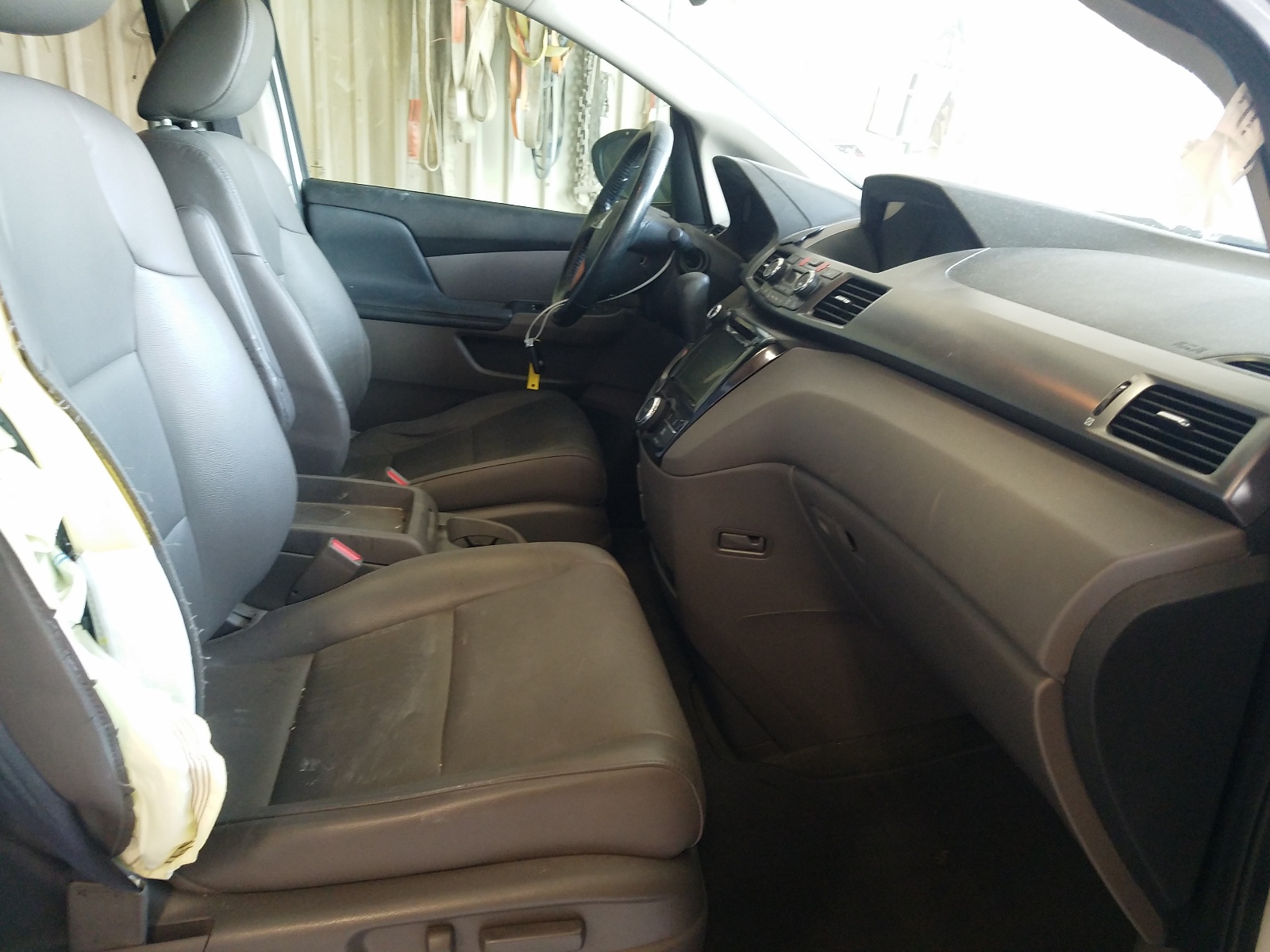 Photo 5 from auction – 2014 HONDA ODYSSEY EX with VIN 5FNRL5H67EB112940