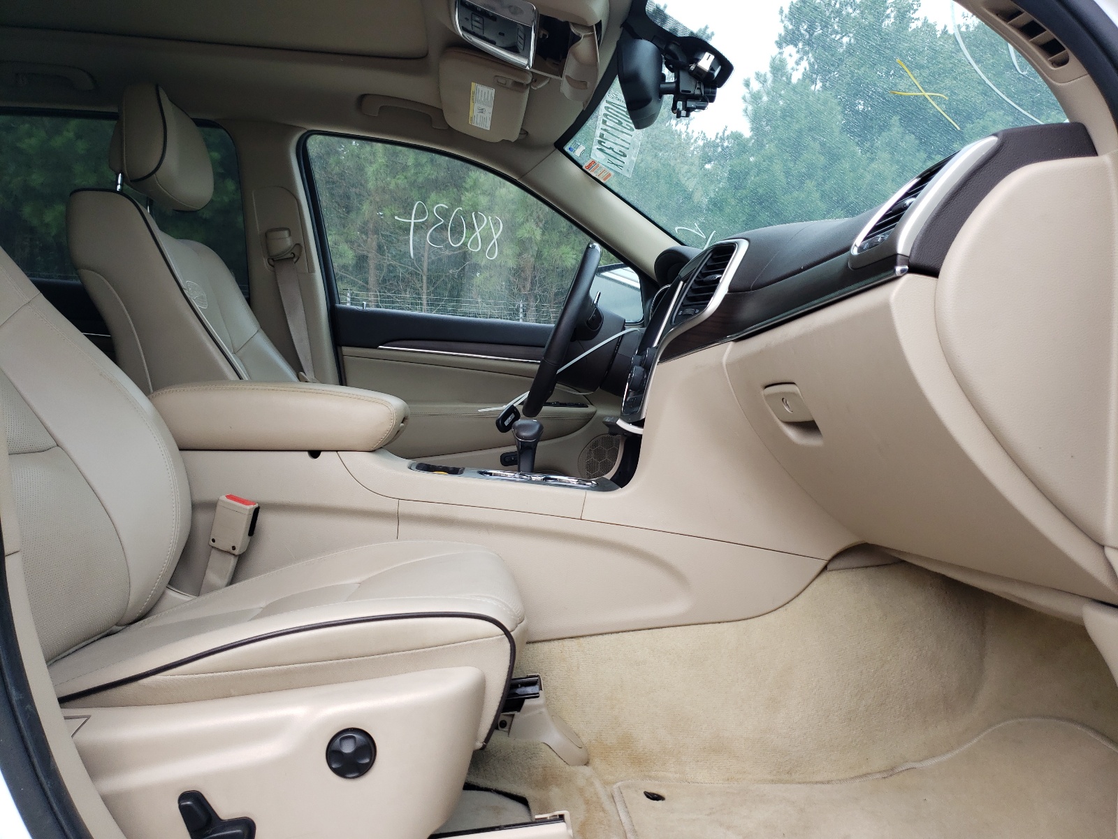 Photo 5 from auction – 2014 JEEP GRAND CHER with VIN 1C4RJECG9EC494519