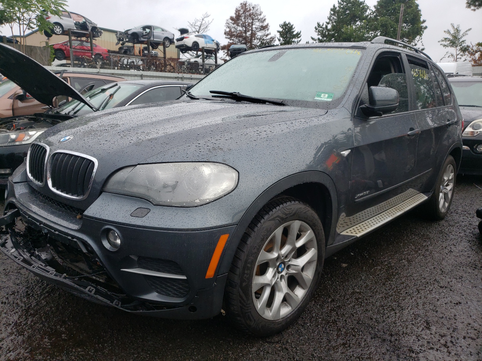 Photo 2 from auction – 2011 BMW X5 XDRIVE3 with VIN 5UXZV4C58BL410133