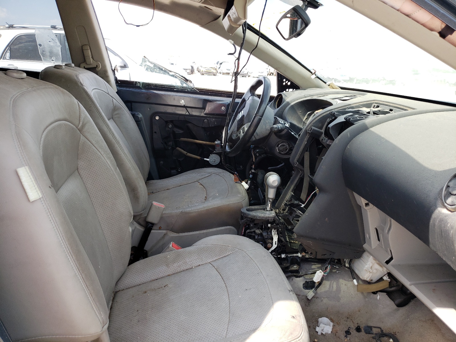 Photo 5 from auction – 2013 NISSAN ROGUE S with VIN JN8AS5MT5DW505166