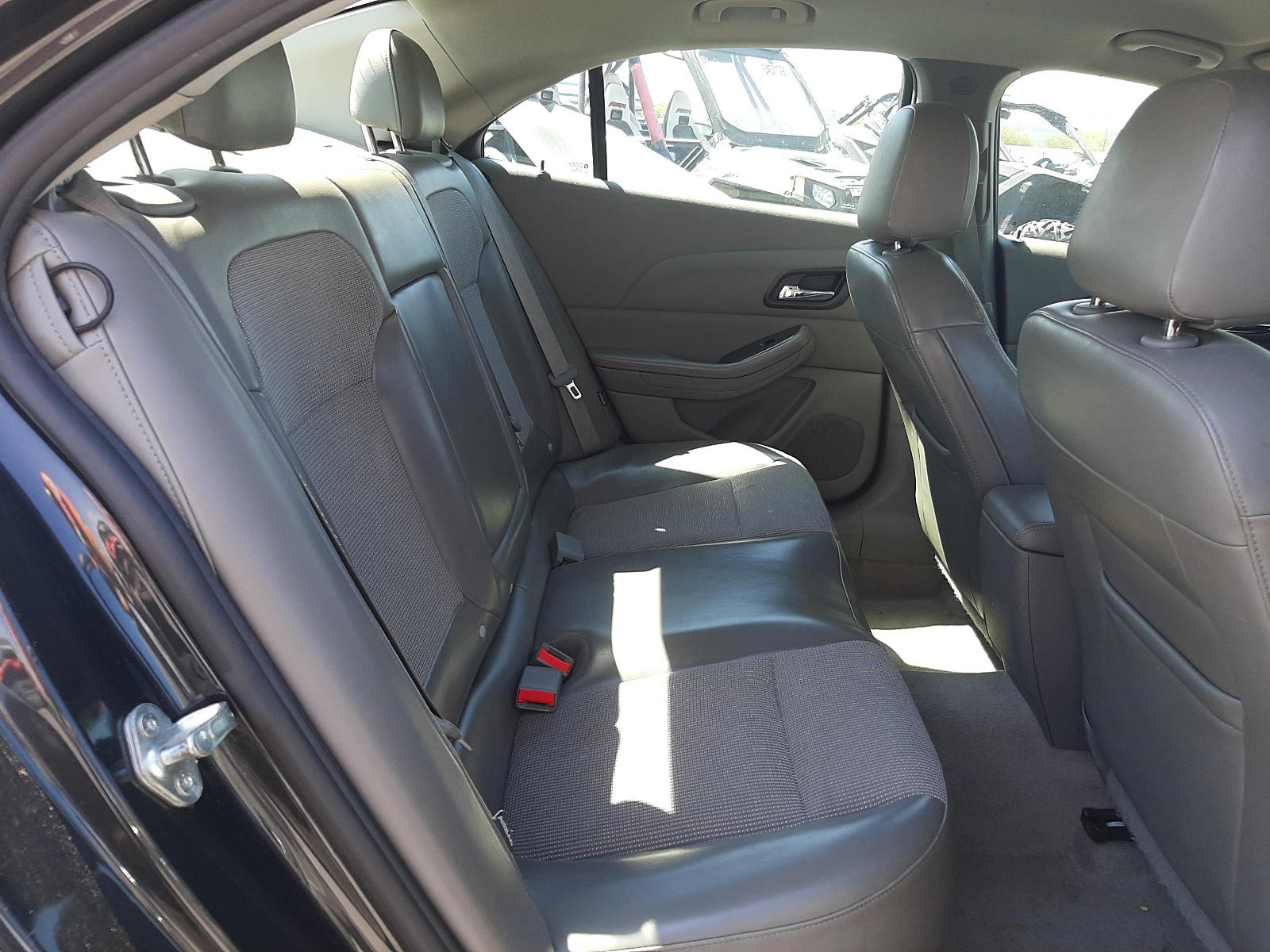Photo 6 from auction – 2014 CHEVROLET MALIBU 2LT with VIN 1G11E5SL3EF166181