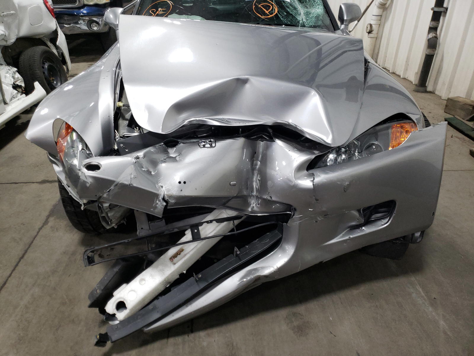 Photo 9 from auction – 2000 HONDA S2000 with VIN JHMAP114XYT001365