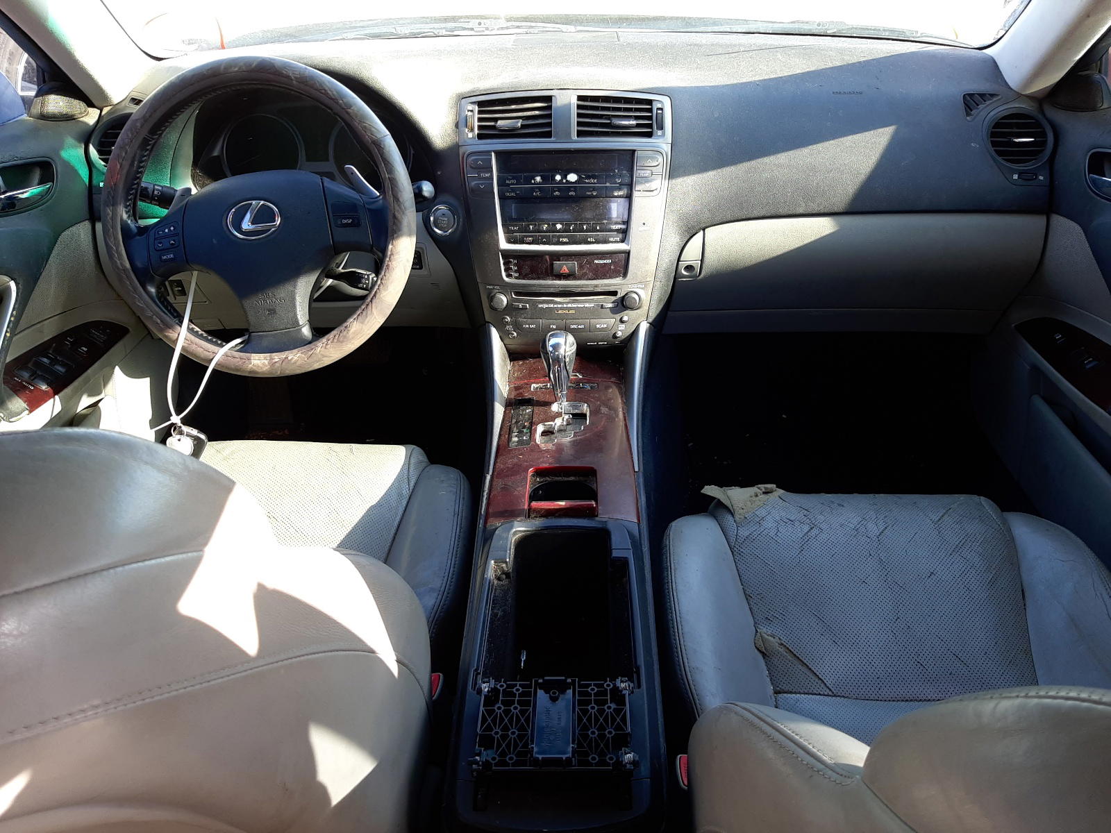 Photo 9 from auction – 2008 LEXUS IS 250 with VIN JTHBK262X82074676