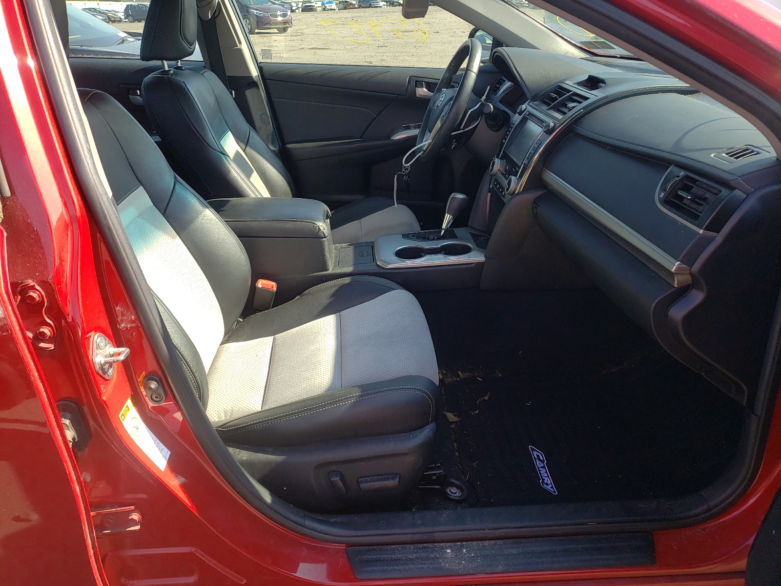 Photo 5 from auction – 2014 TOYOTA CAMRY L with VIN 4T1BF1FK9EU834253